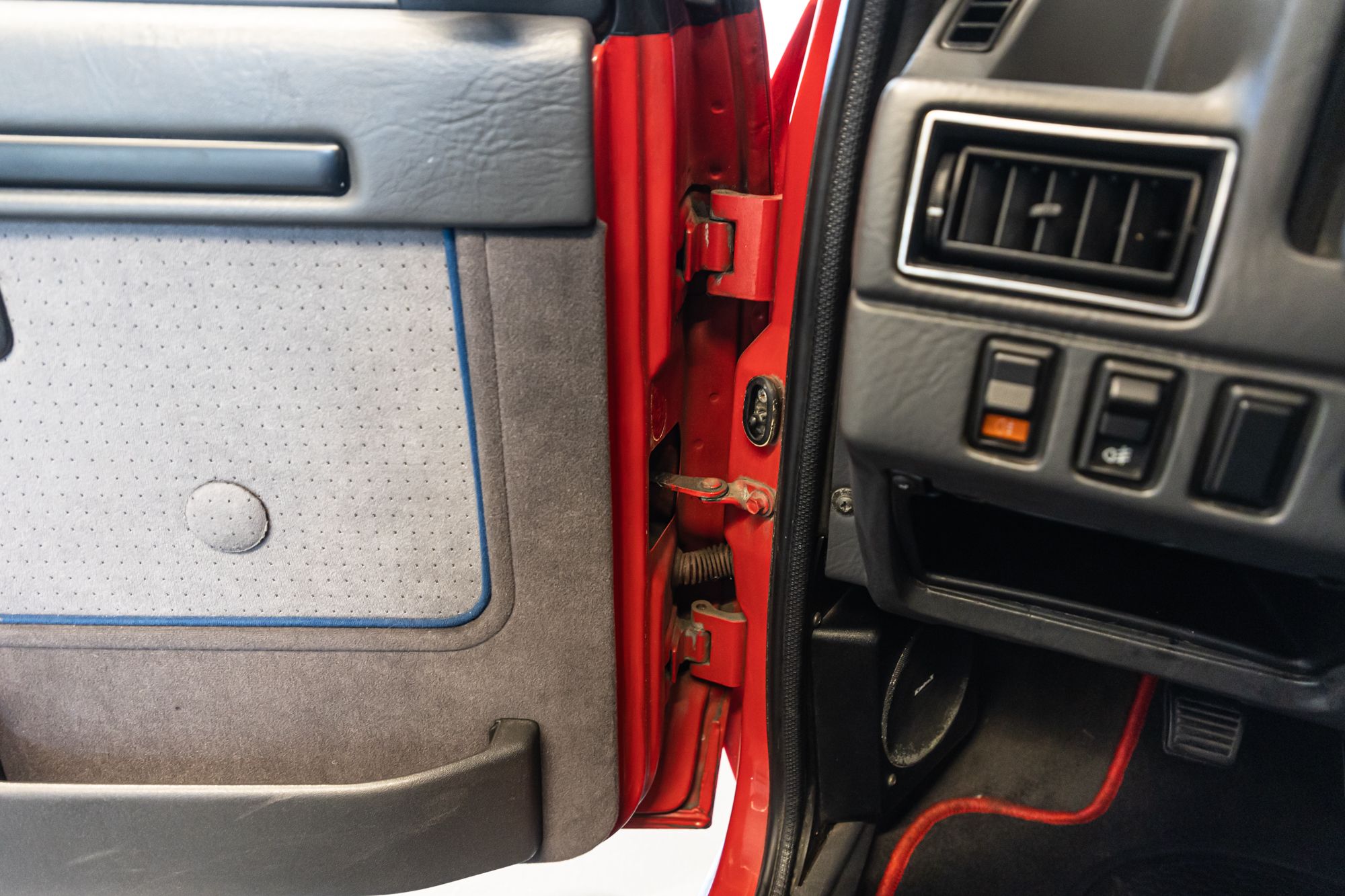 Ford Escort XR3i_32.JPG