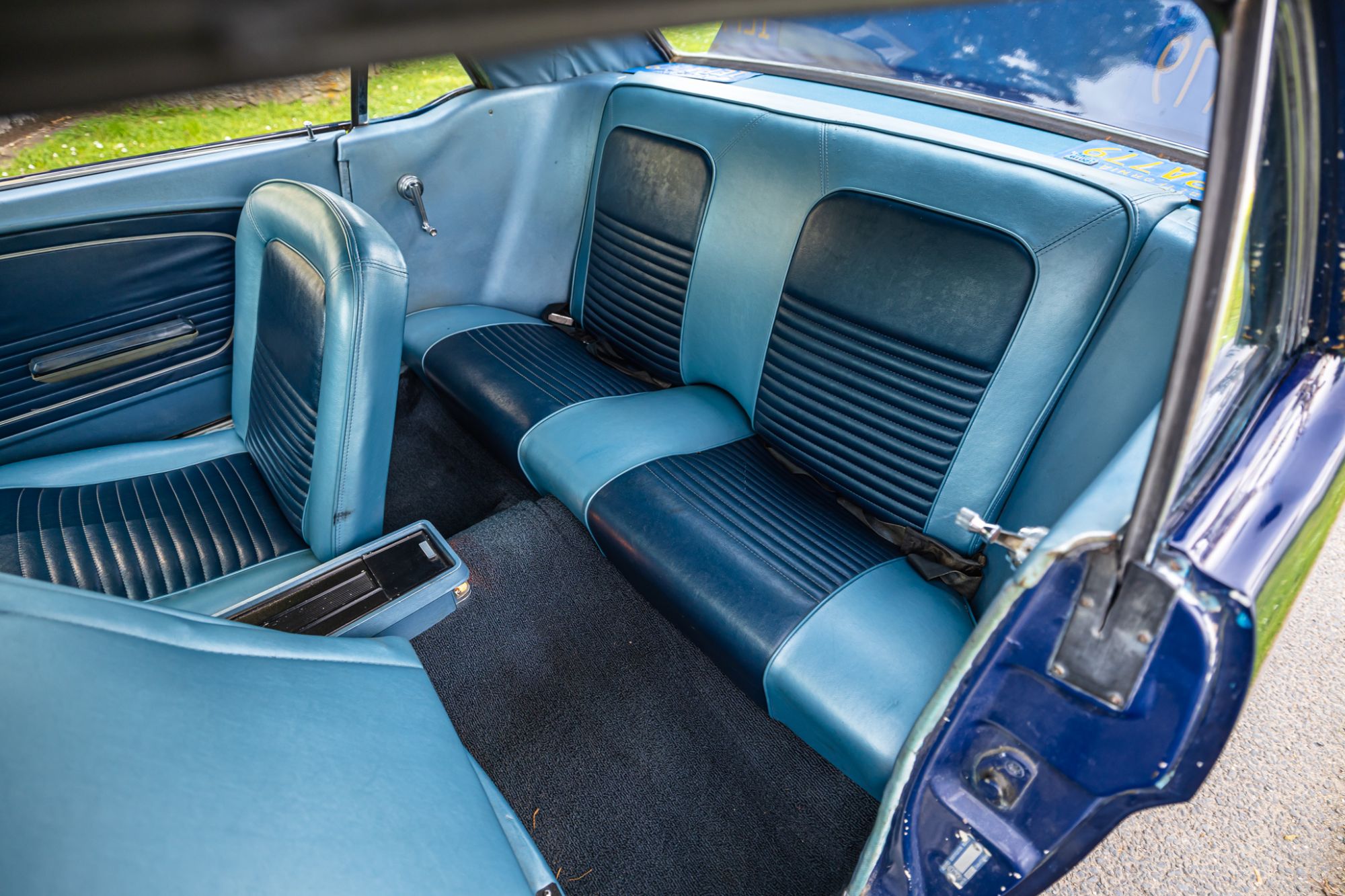 Ford Mustang Low_37.JPG