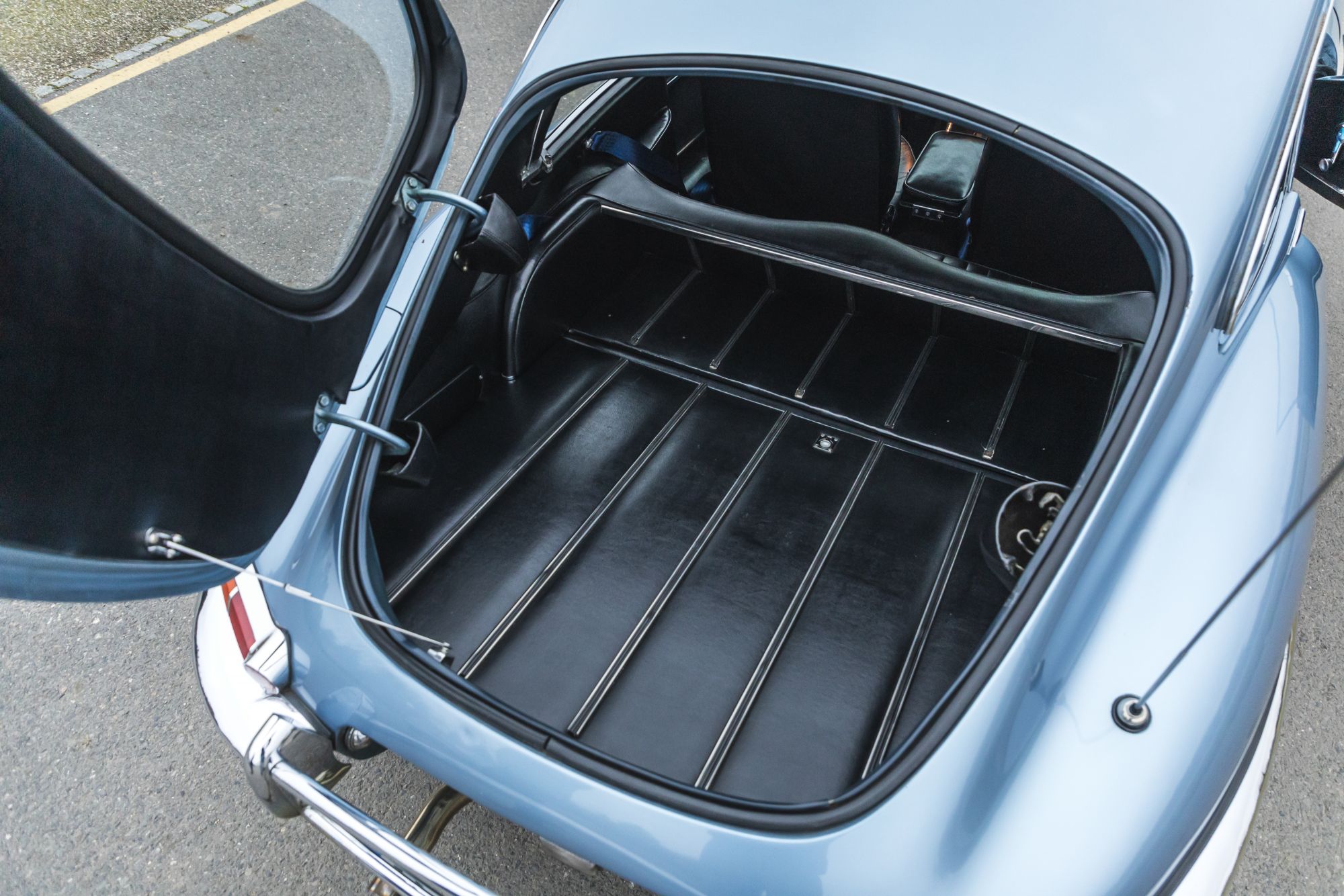 Jaguar E-type 1,5 auctomobile_43