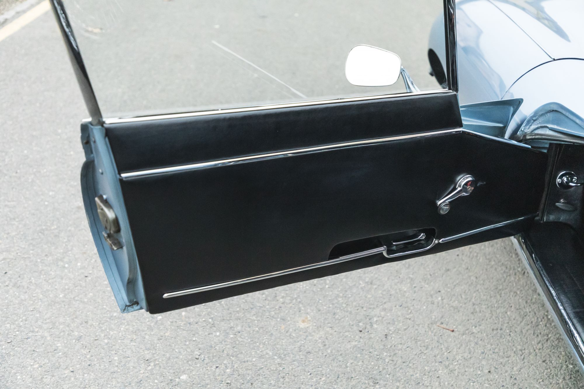 Jaguar E-type 1,5 auctomobile_56