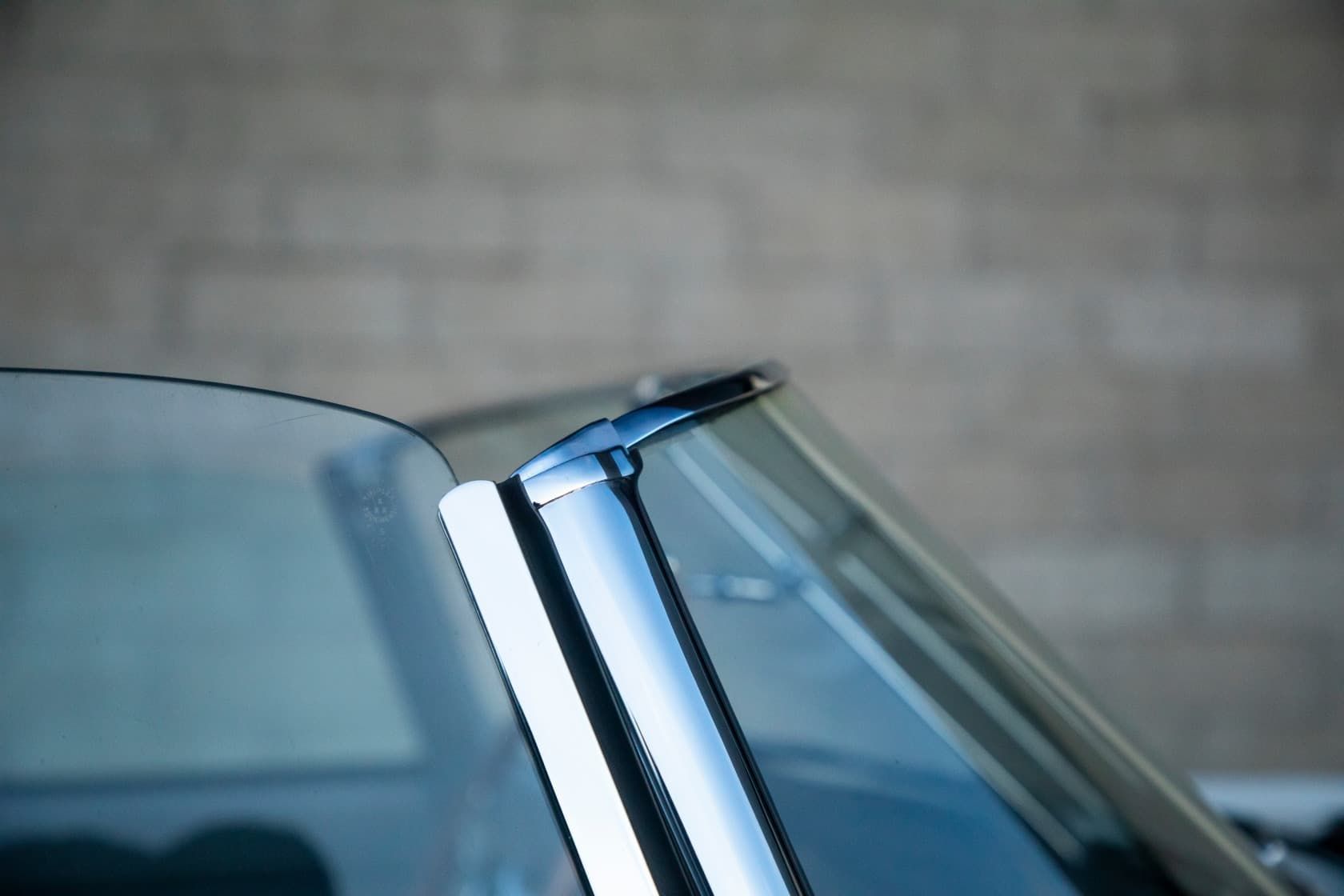 Jaguar E-type convertible bila _107