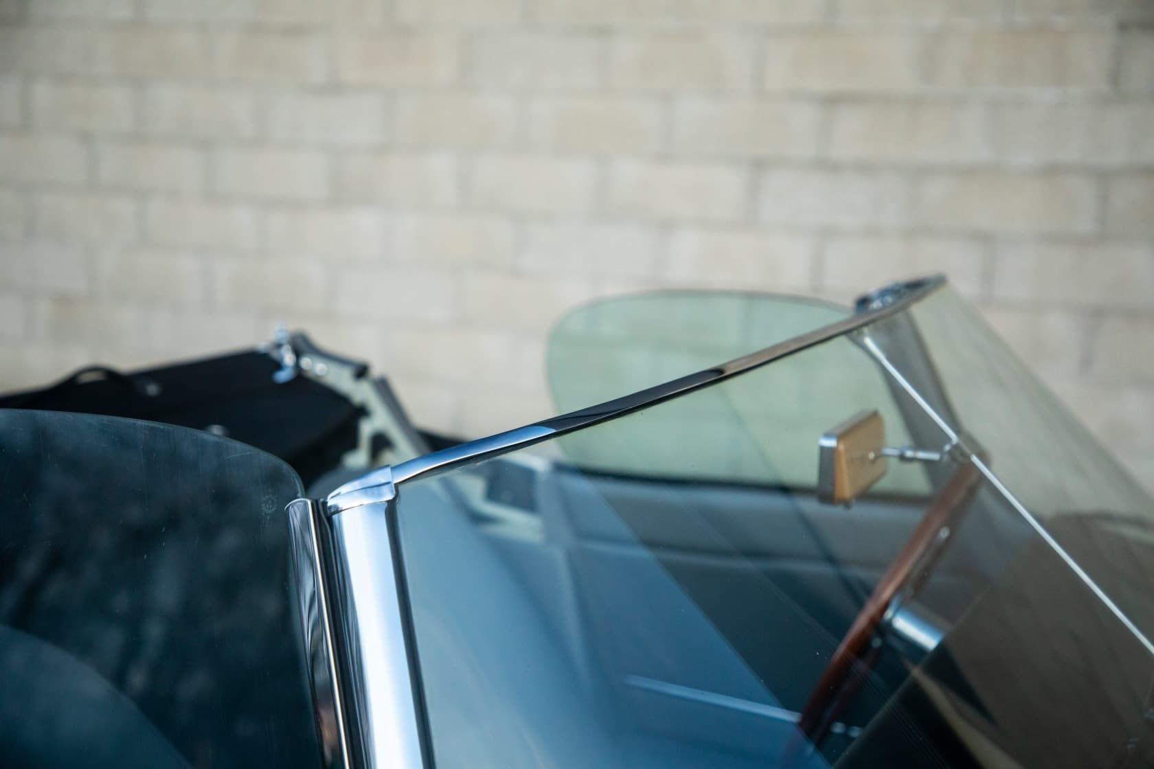 Jaguar E-type convertible bila _108