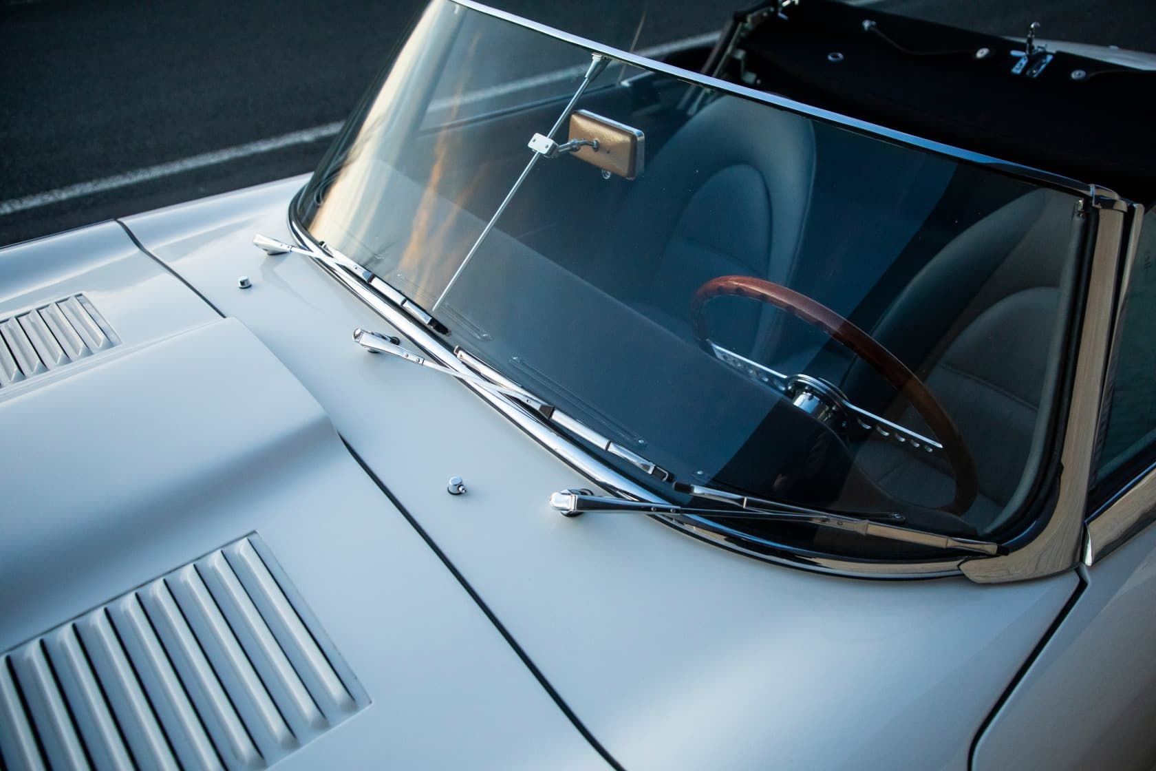 Jaguar E-type convertible bila _110