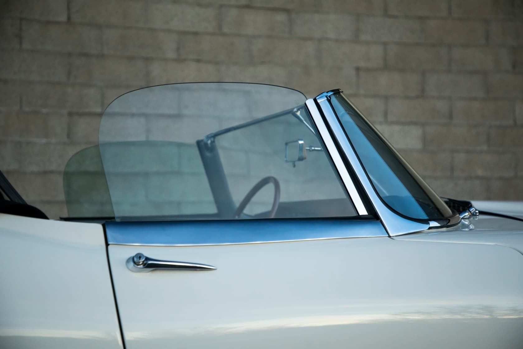 Jaguar E-type convertible bila _113