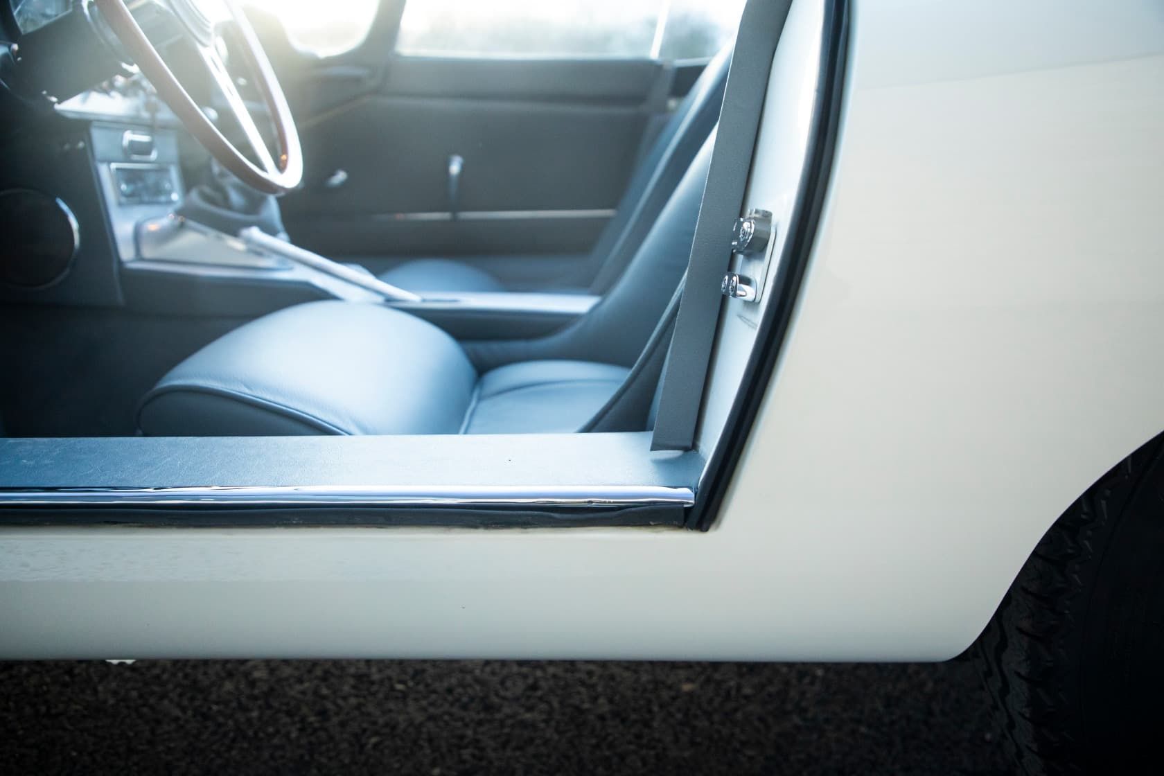 Jaguar E-type convertible bila _118