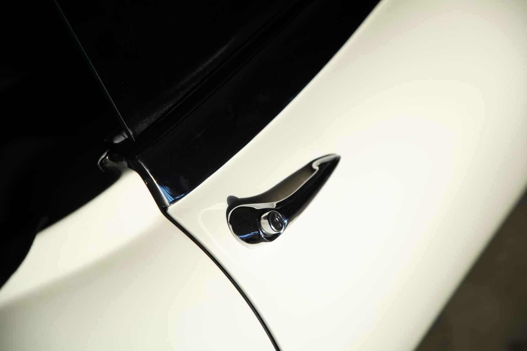 Jaguar E-type convertible bila _48