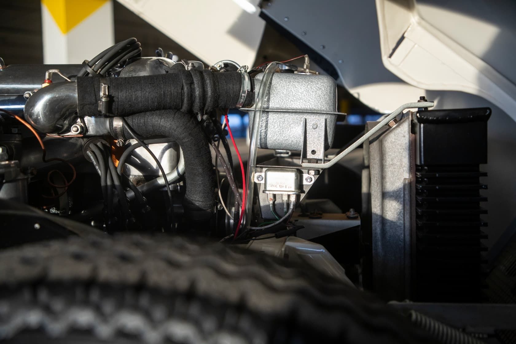 Jaguar E-type convertible bila _80