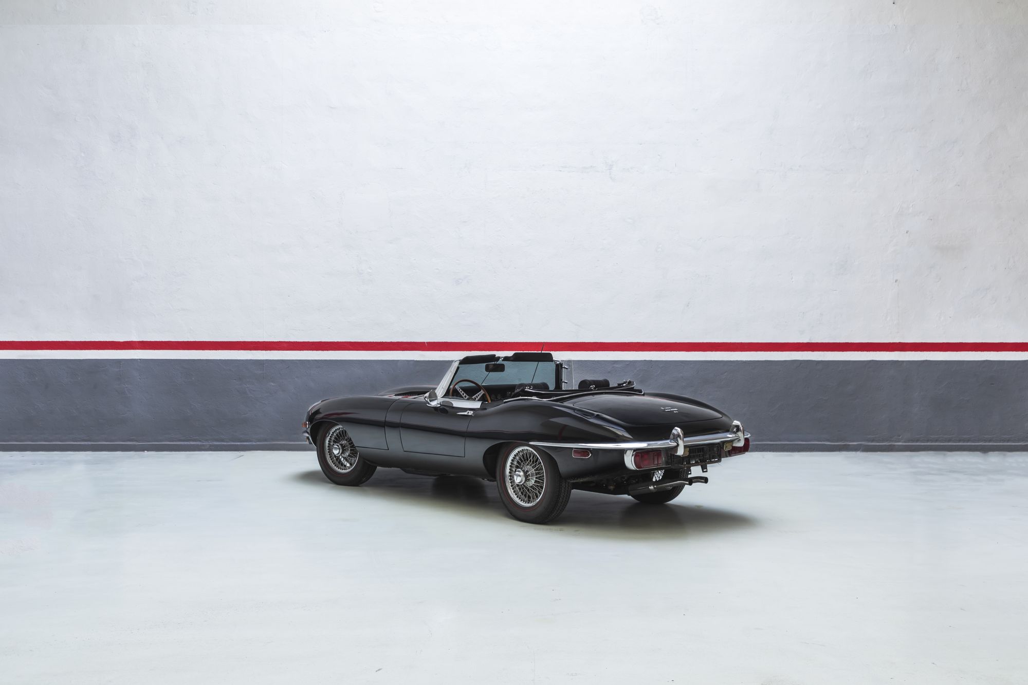 Jaguar E-type II series black - Auctomobile_32