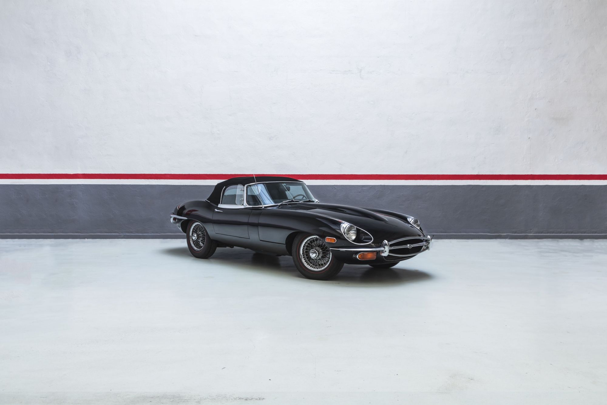 jaguar-e-type-ii-series-black-auctomobile.jpg