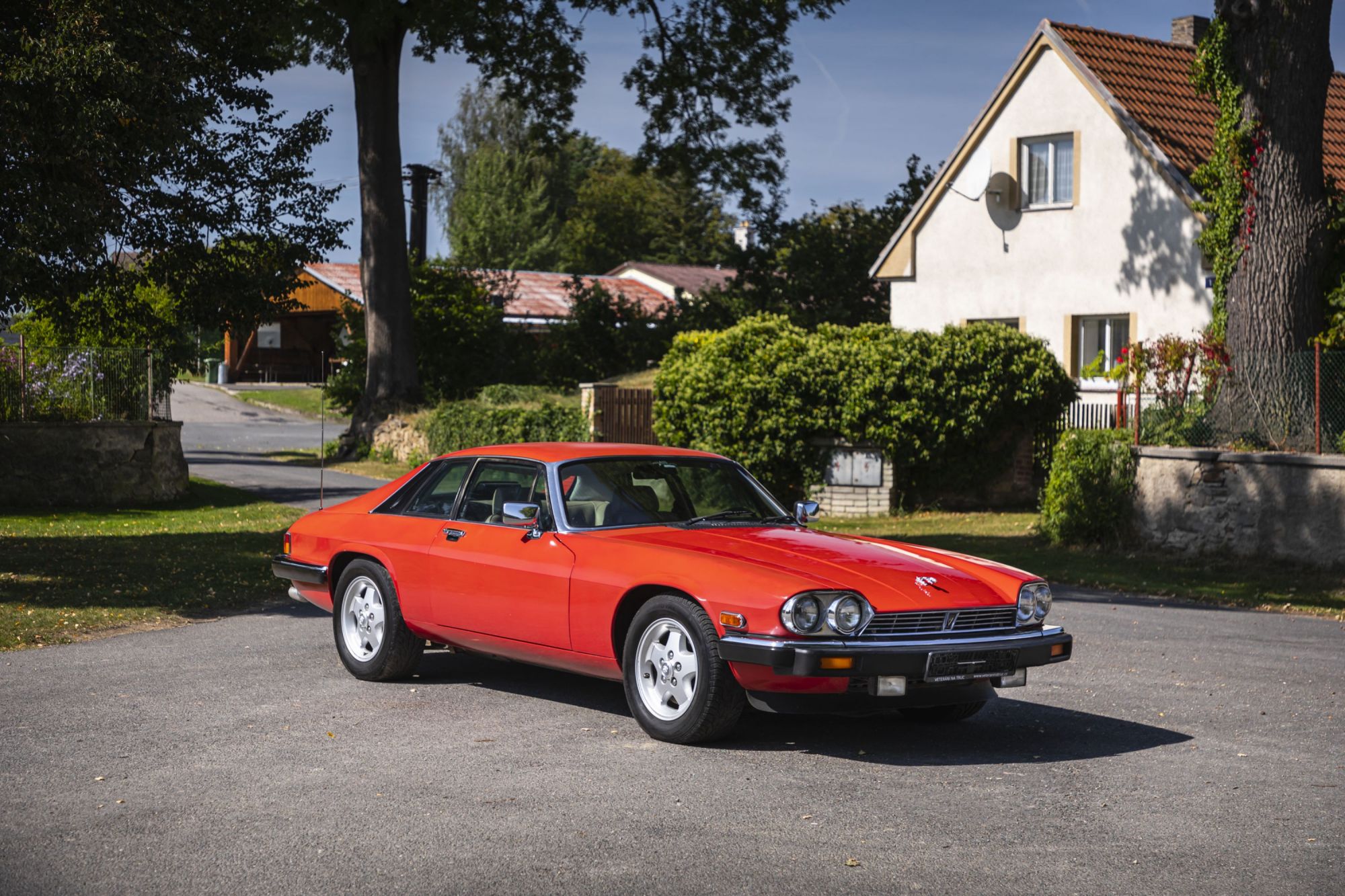 jaguar-xjs-1-auctomobile-27.jpg