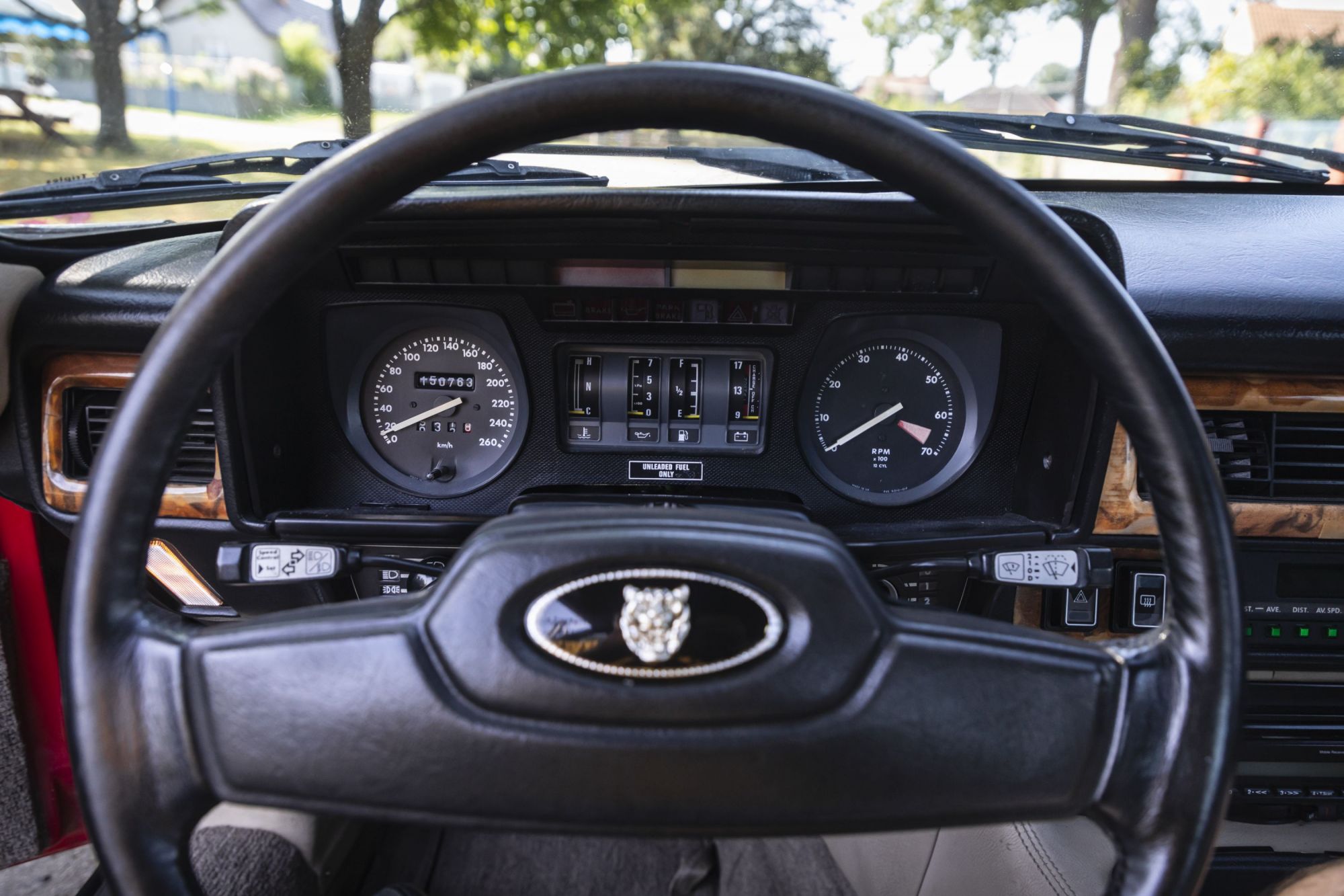 jaguar-xjs-1-auctomobile-35.jpg
