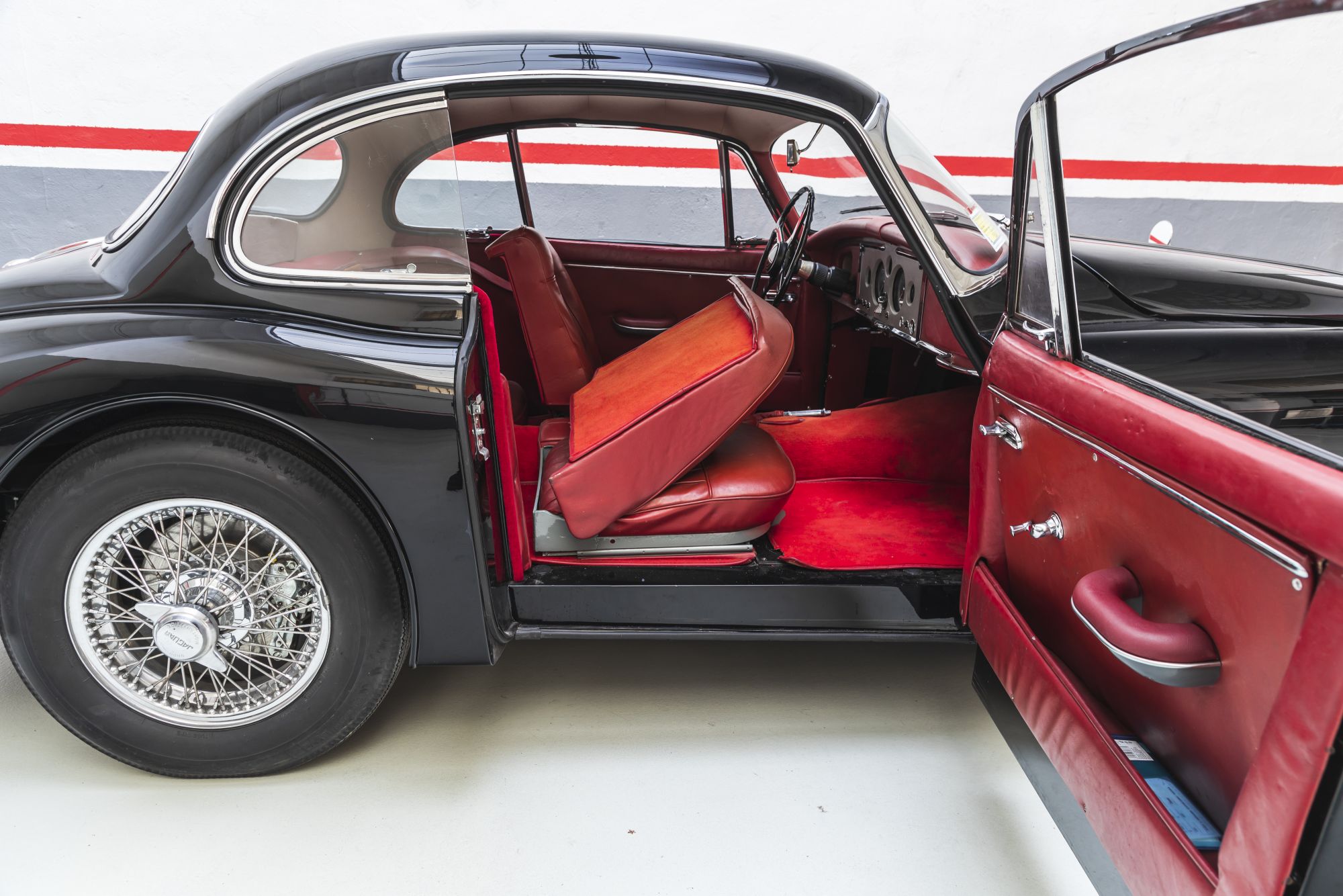 Jaguar XK - Auctomobile_17