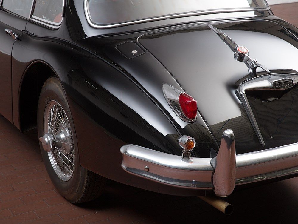 jaguar-xk150se-7.jpg