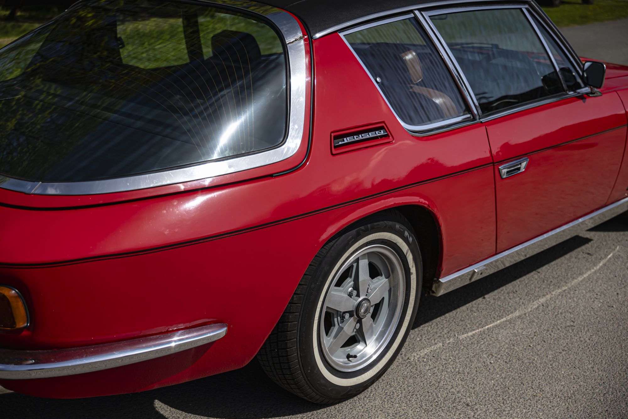 Jensen Interceptor III_17