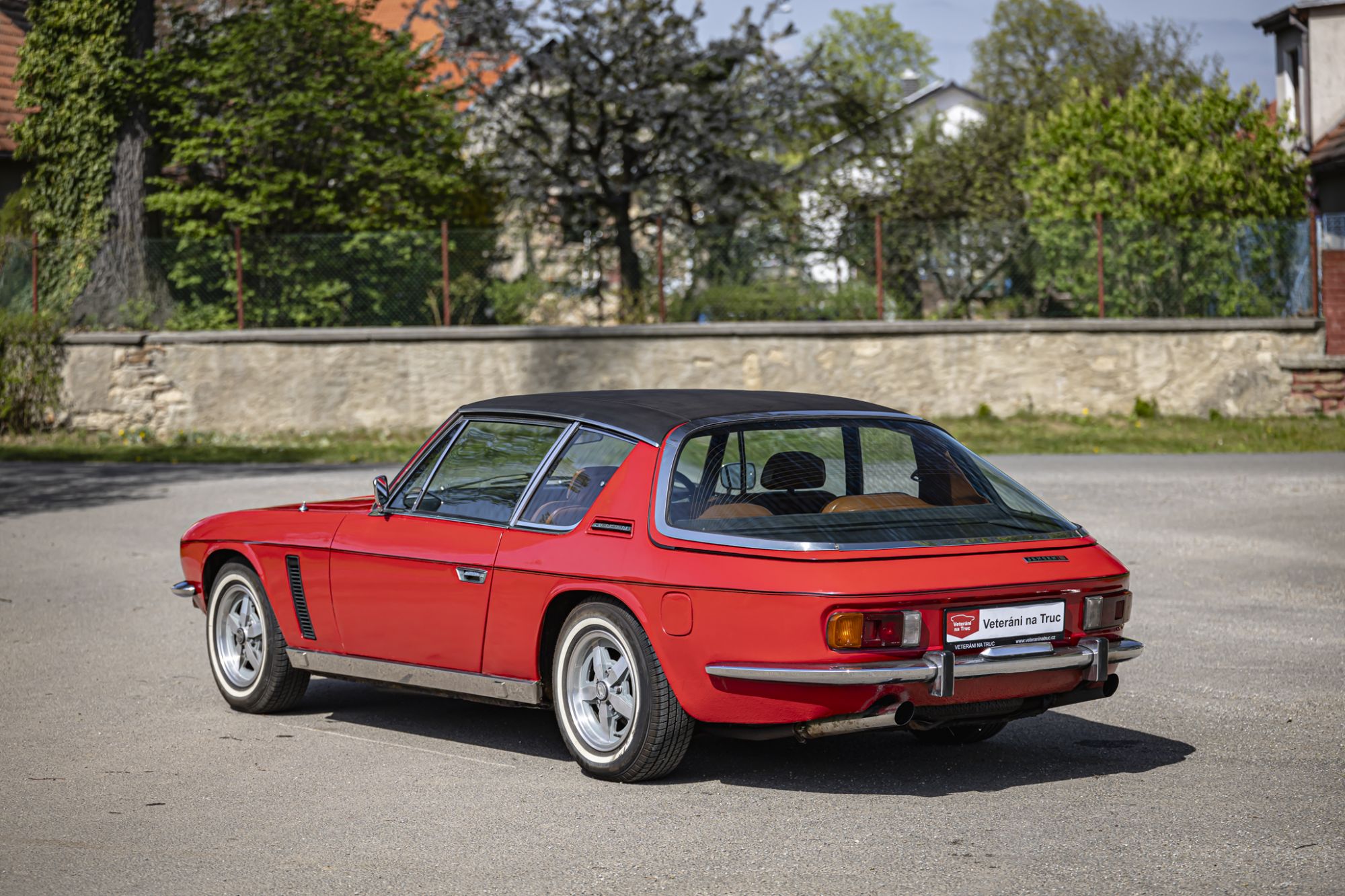Jensen Interceptor III_33