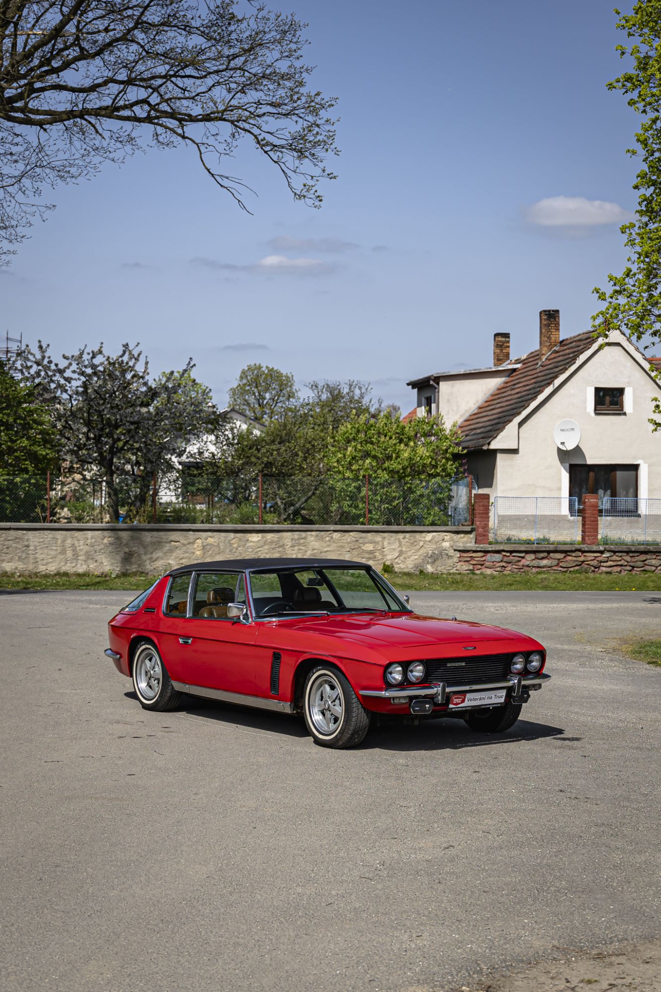 Jensen Interceptor III_44
