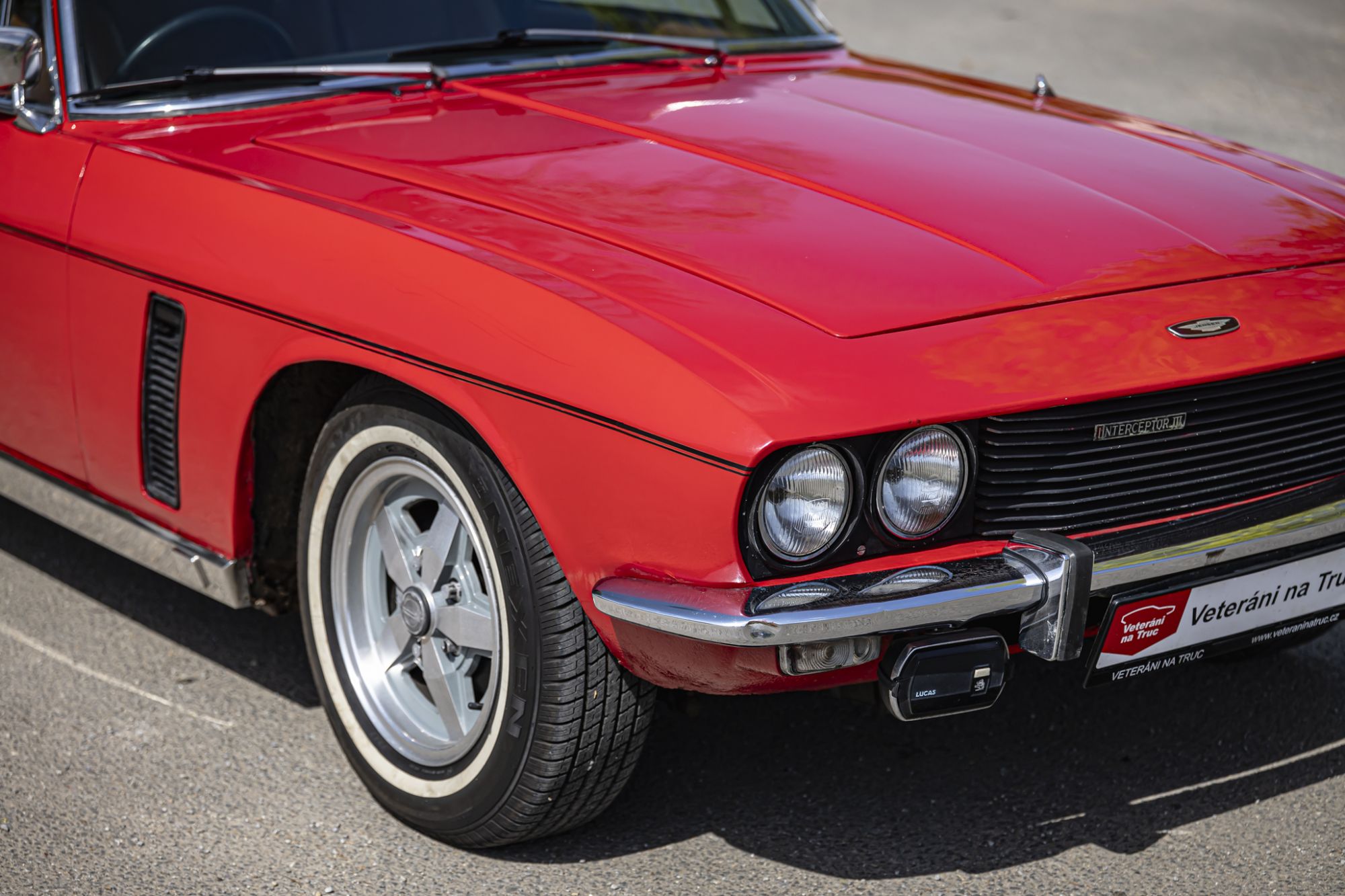 Jensen Interceptor III_7