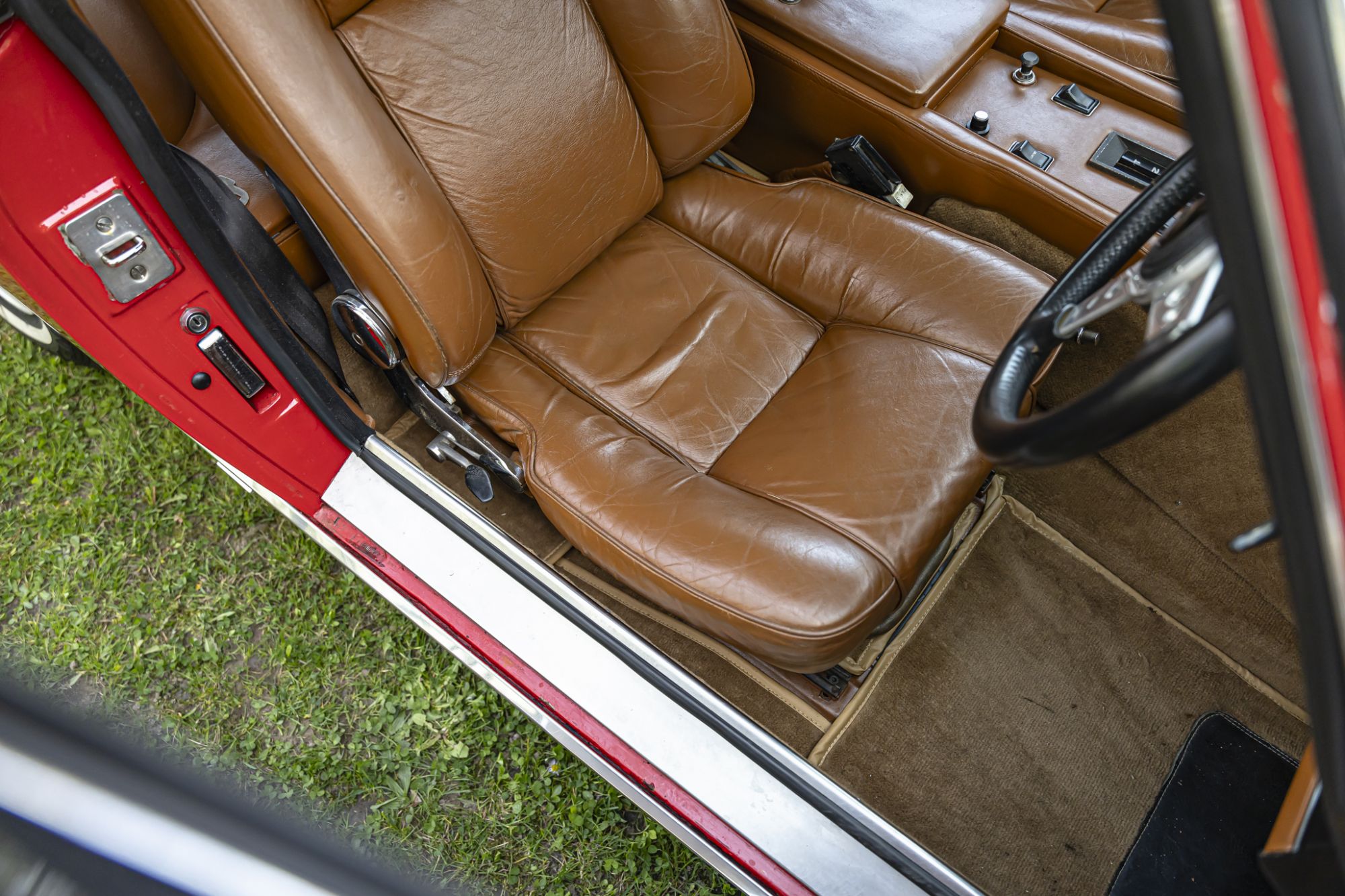 Jensen Interceptor III_70