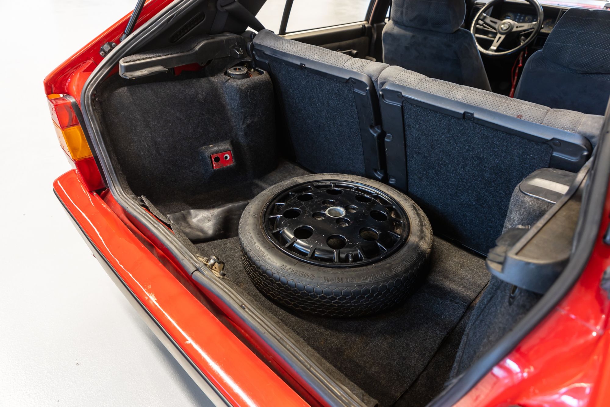 Lancia Delta 16V_5.JPG