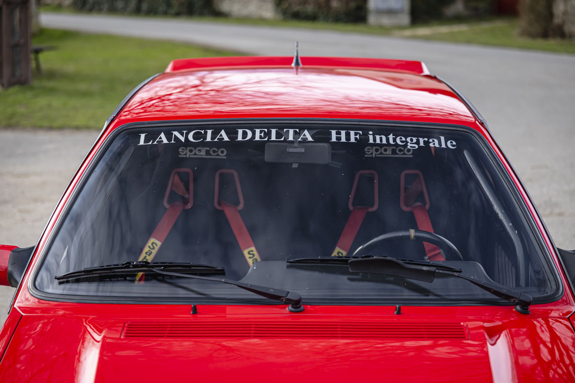 Lancia Delta Integrale 8V red_12