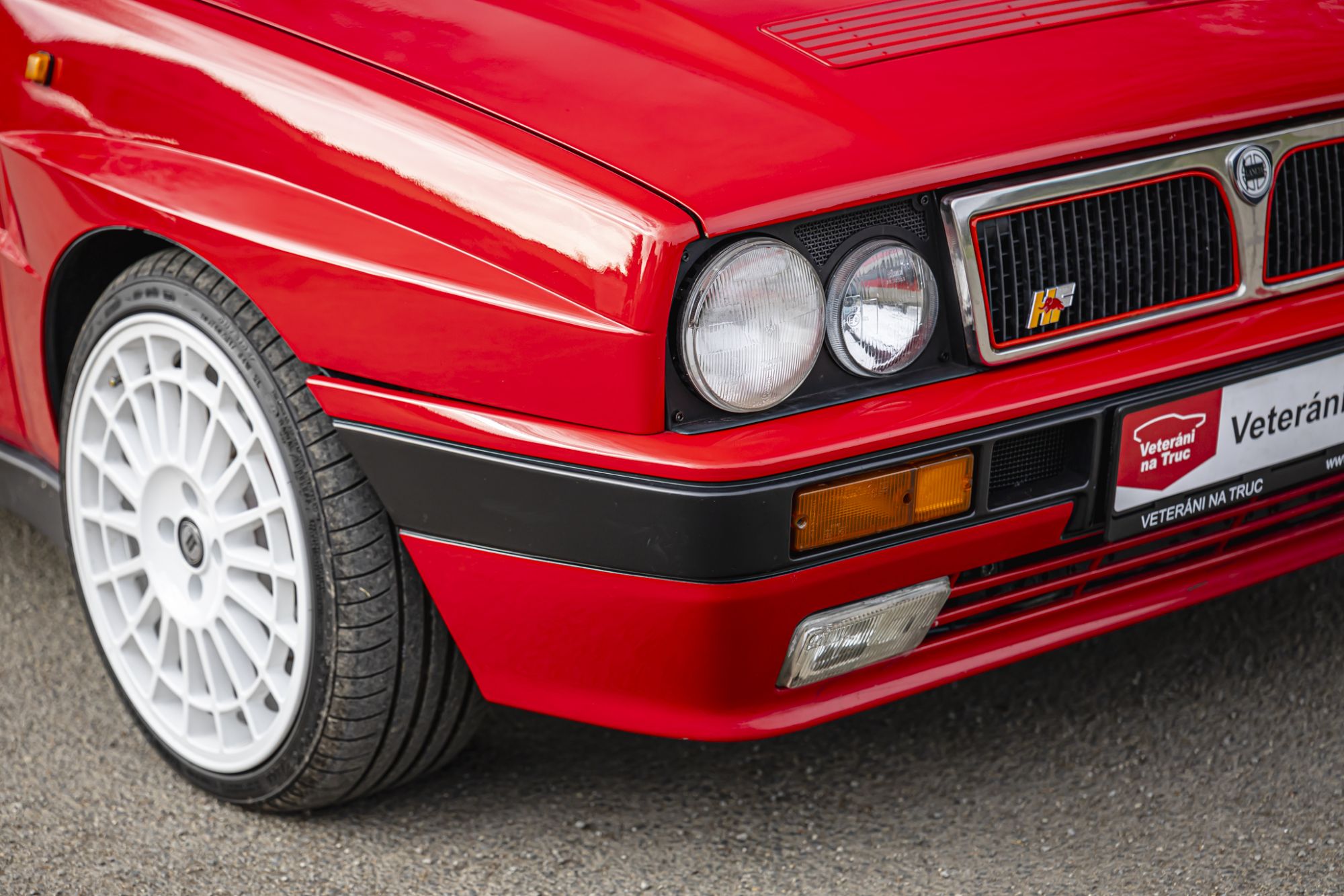 Lancia Delta Integrale 8V red_14