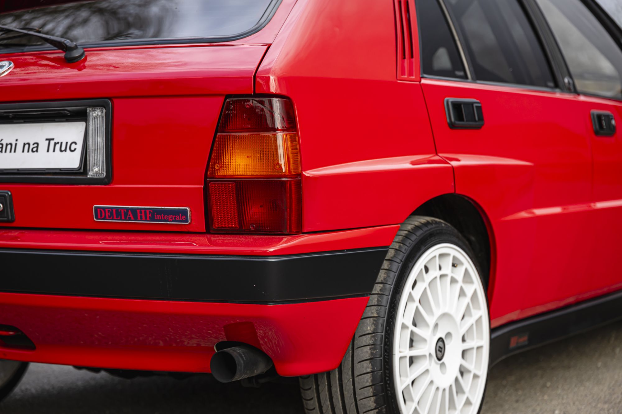 Lancia Delta Integrale 8V red_25