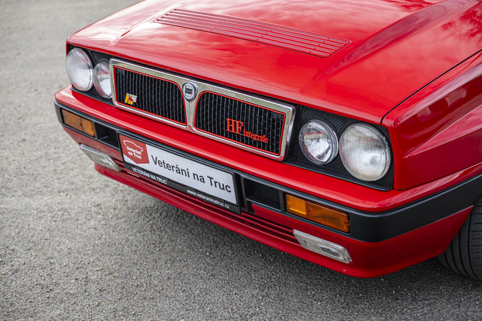 Lancia Delta Integrale 8V red_3