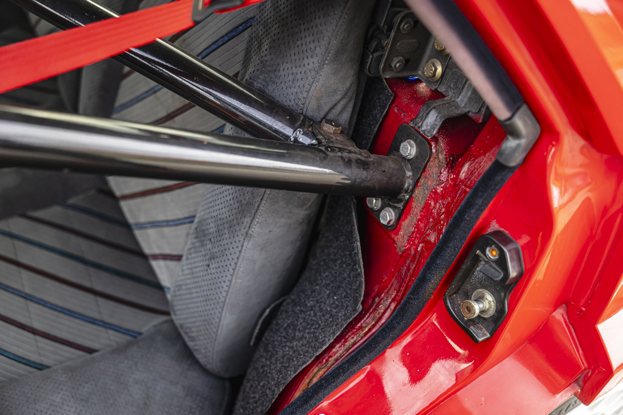 Lancia Delta Integrale 8V red_58