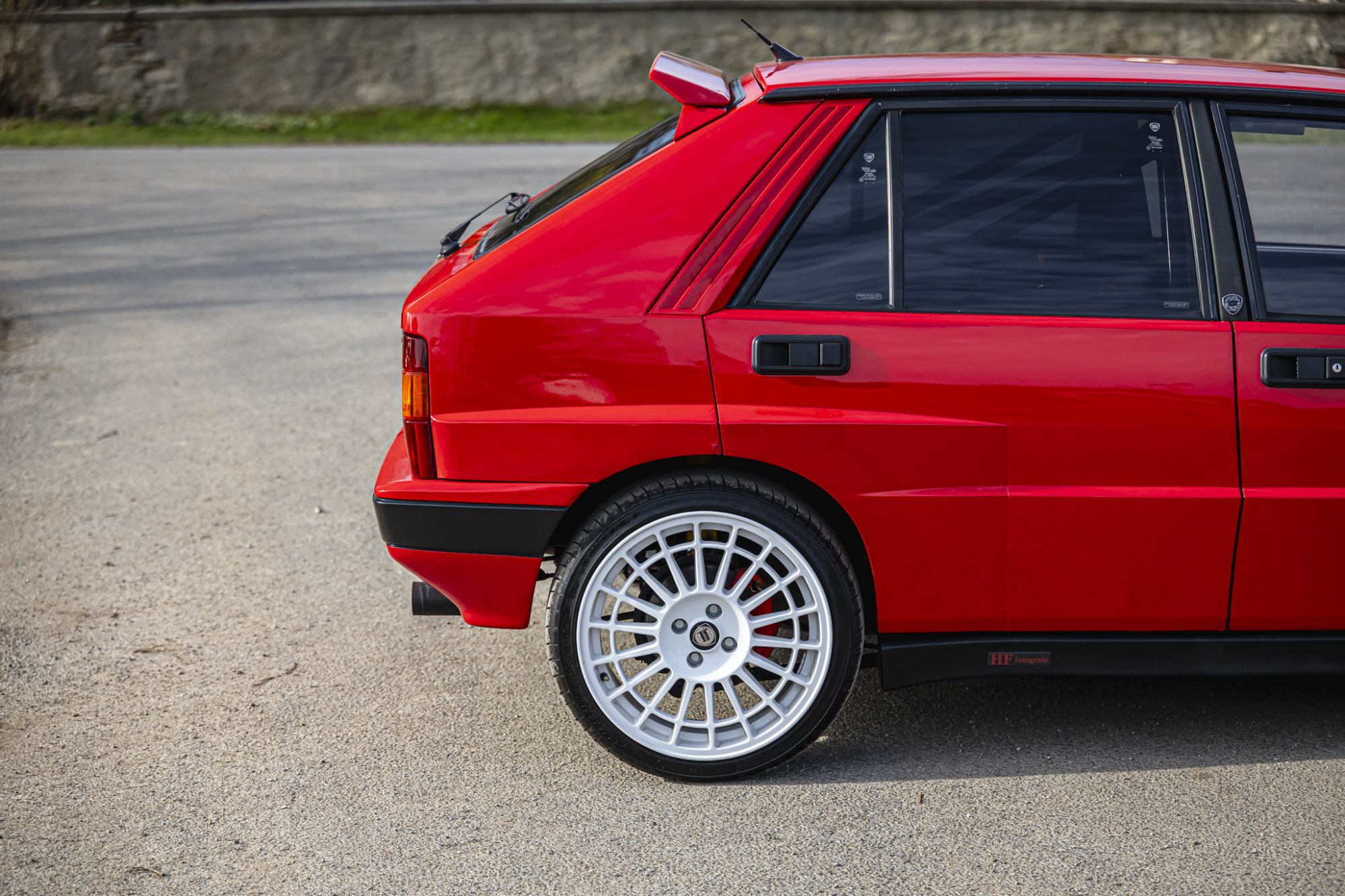 Lancia Delta Integrale 8V red_67