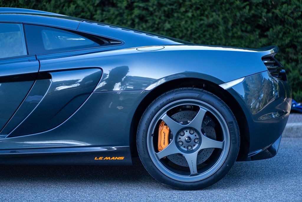 Linda_Azur_Photographer_McLaren_Le_Mans-12