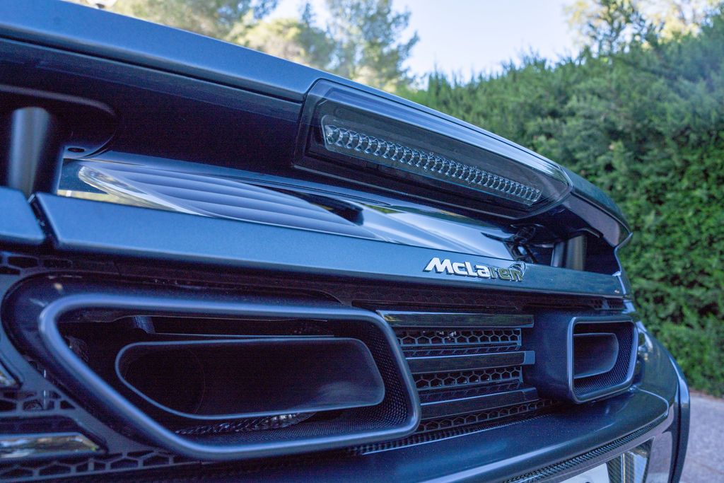 Linda_Azur_Photographer_McLaren_Le_Mans-32