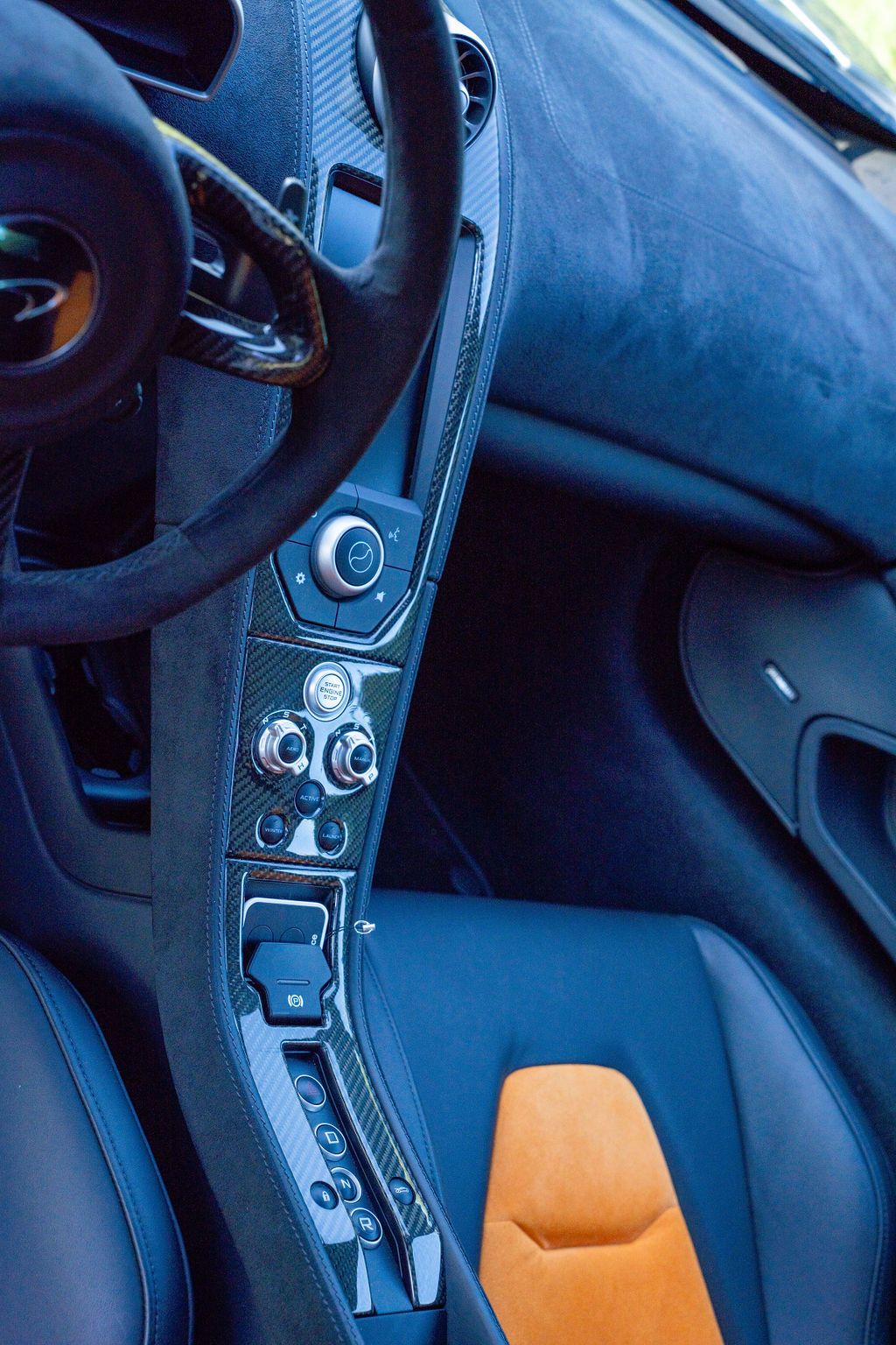 Linda_Azur_Photographer_McLaren_Le_Mans-52