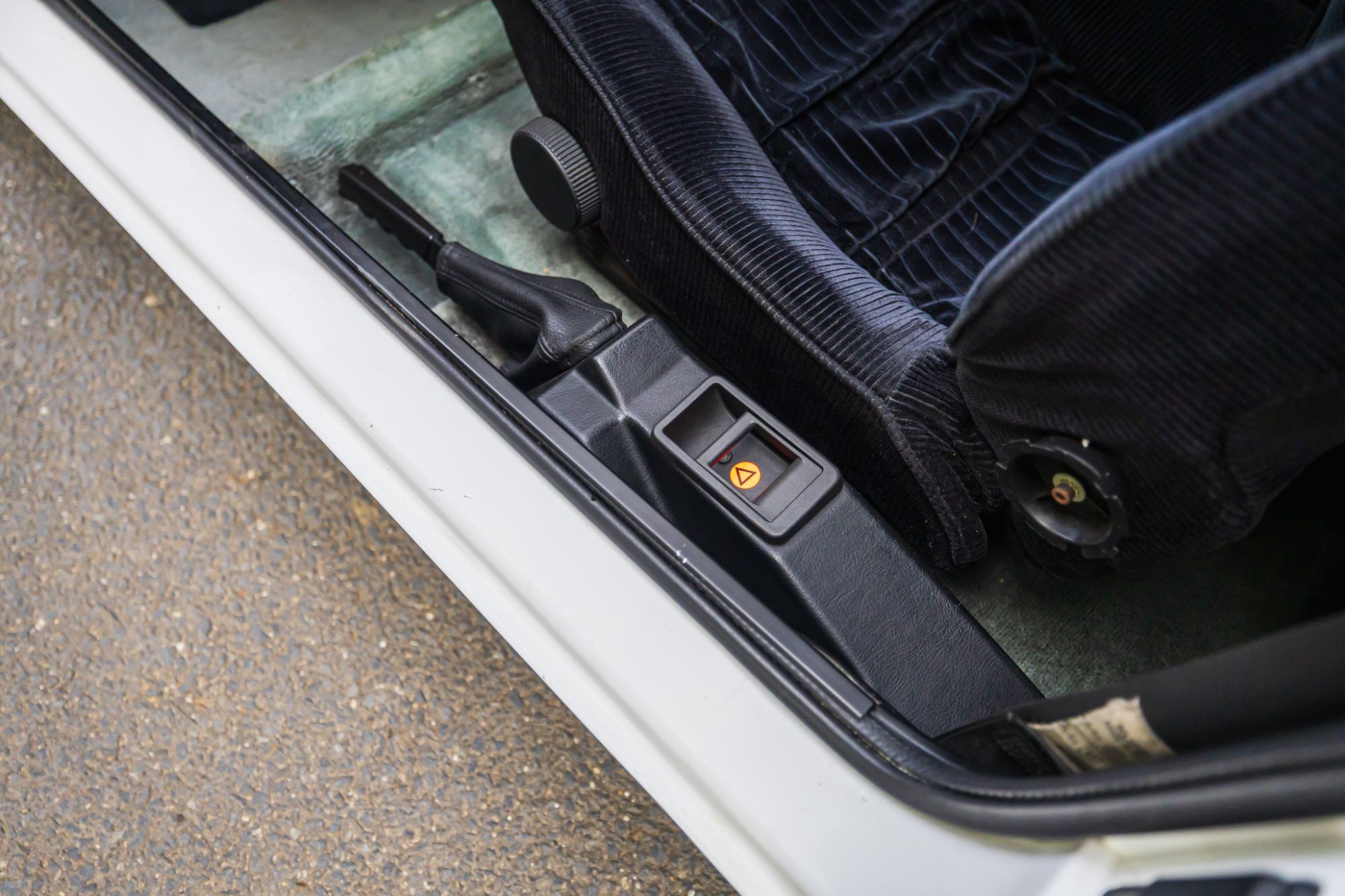 LOW_Alpina V6 GT_11.JPG