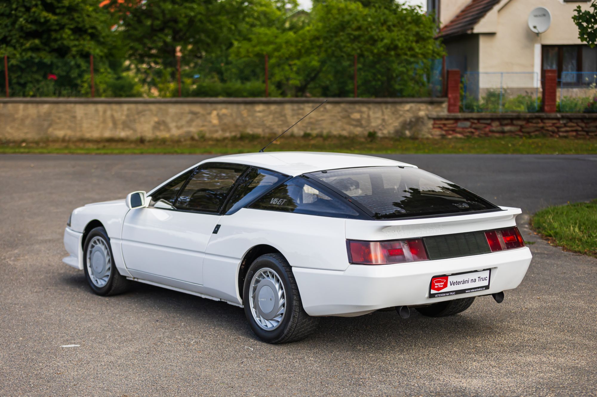 LOW_Alpina V6 GT_57.JPG