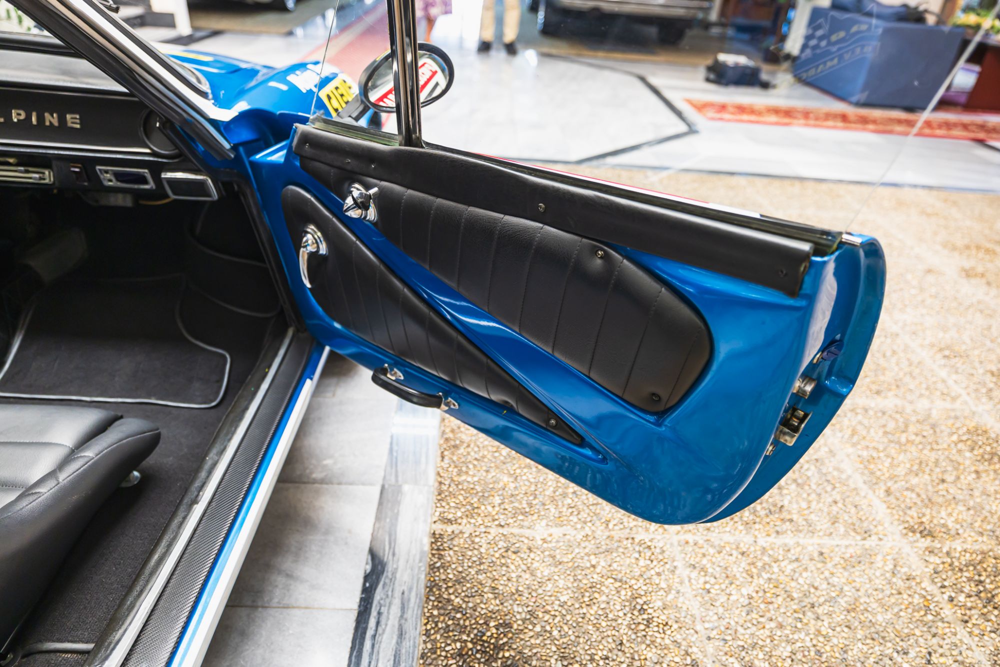 low Alpine A110_32.JPG