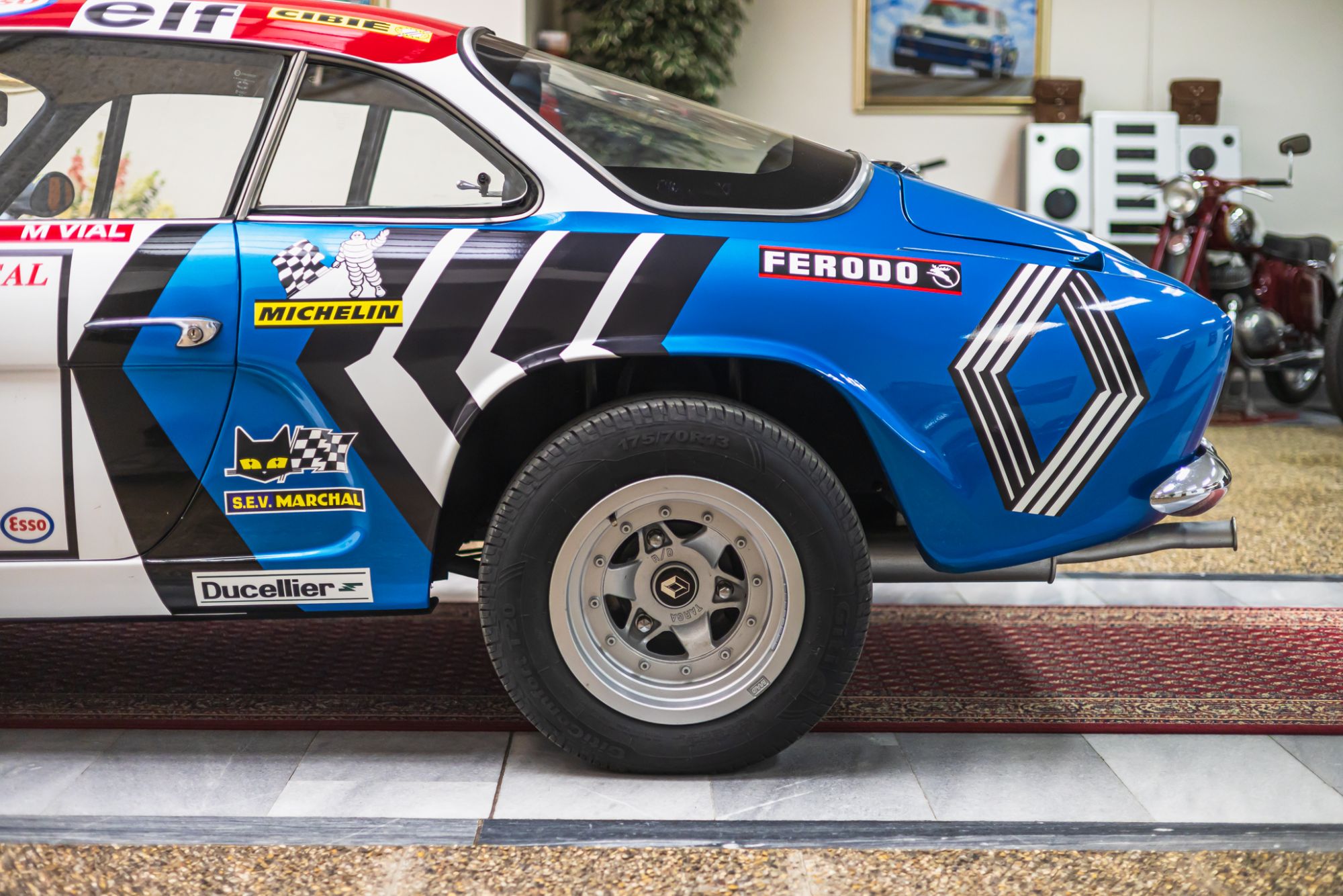 low Alpine A110_85.JPG