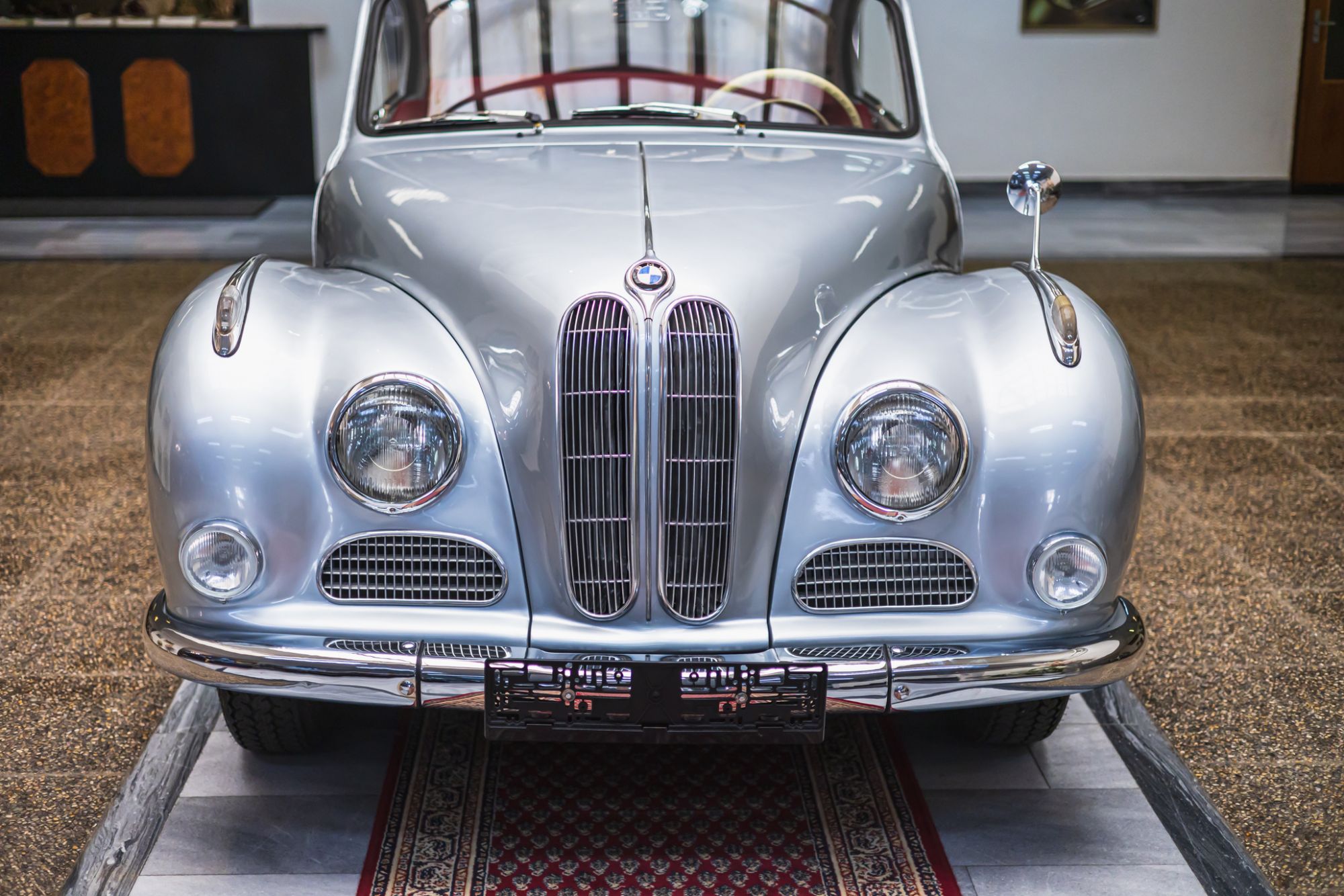 low BMW 501_101.JPG