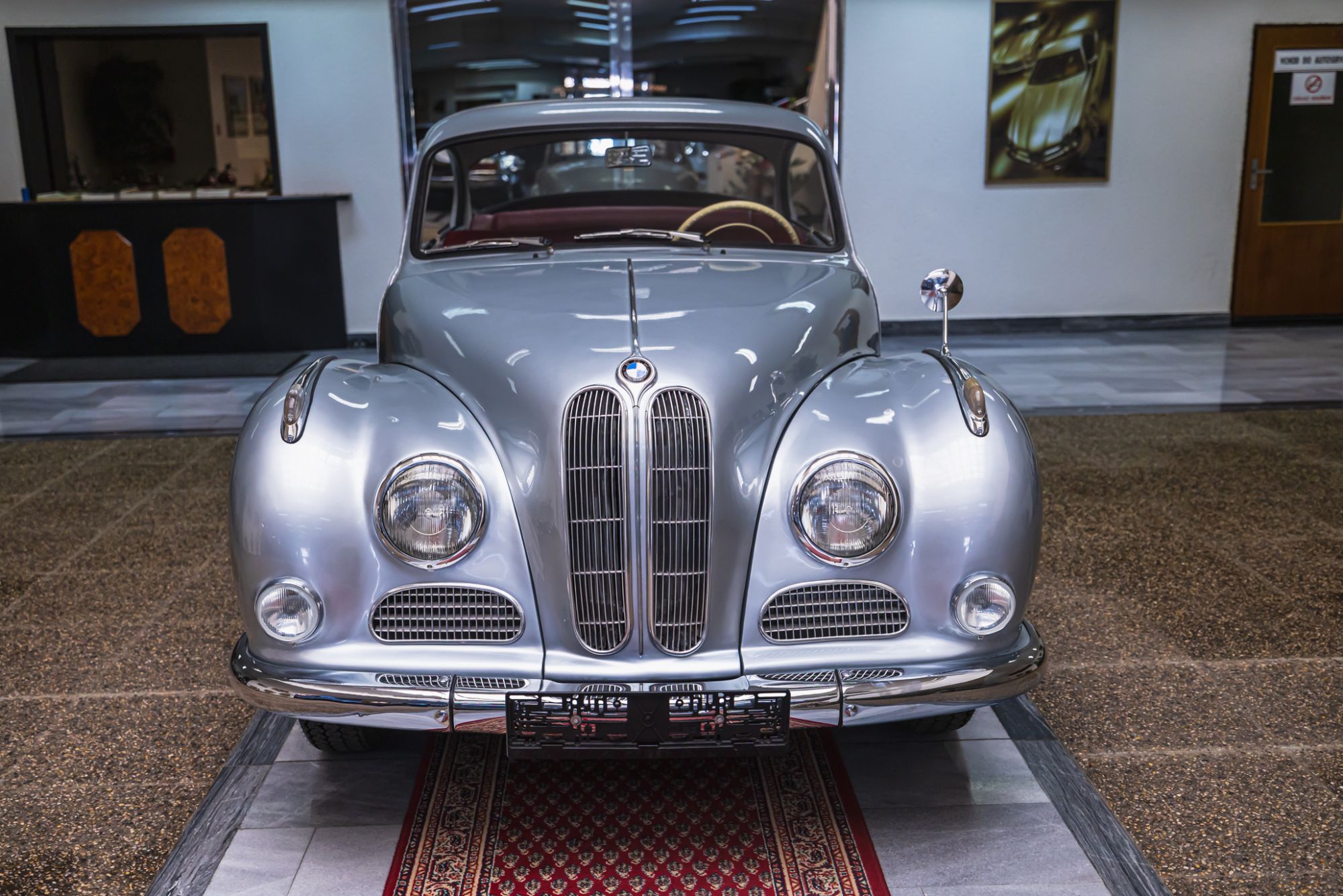 low BMW 501_111.JPG