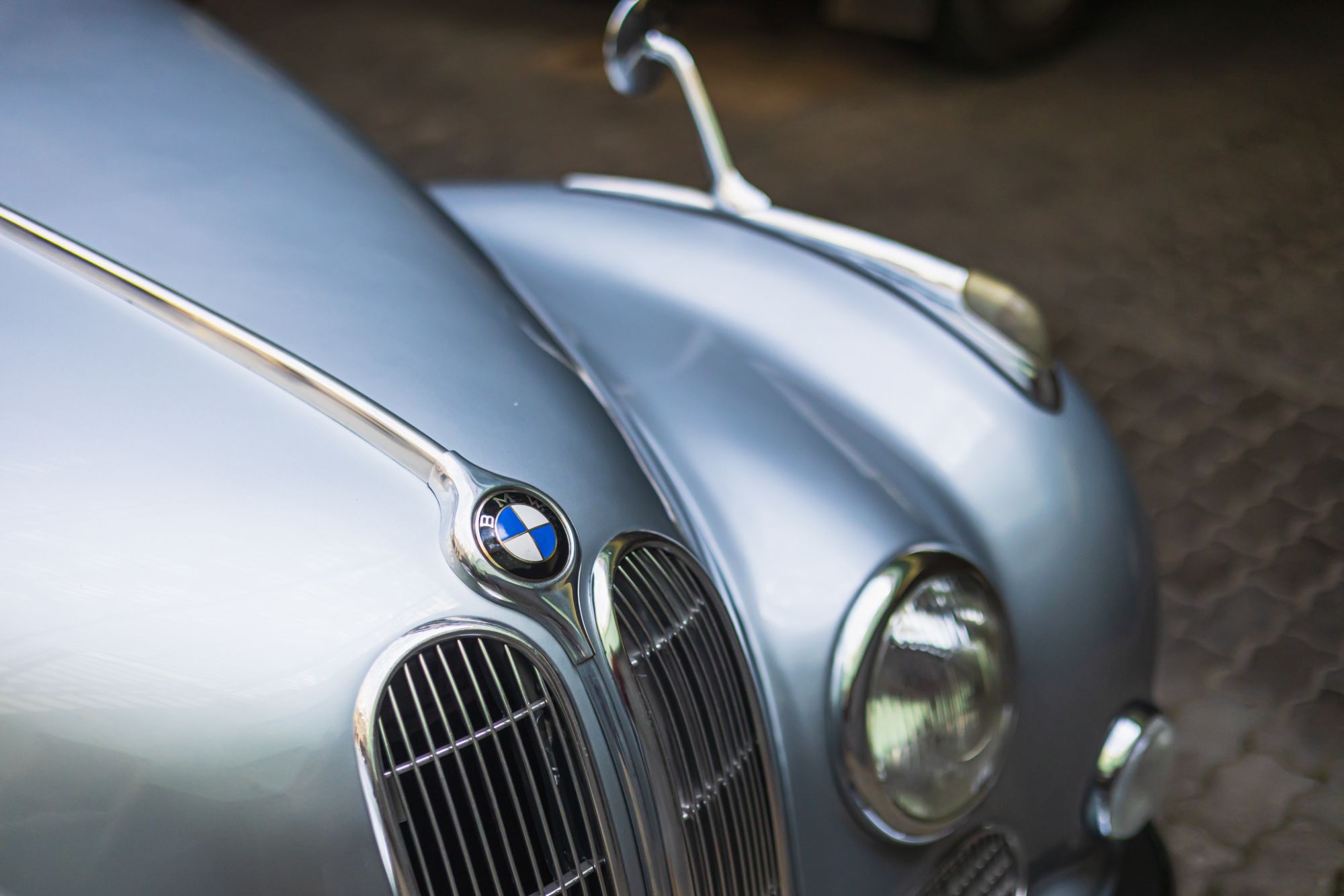 low BMW 501_87.JPG