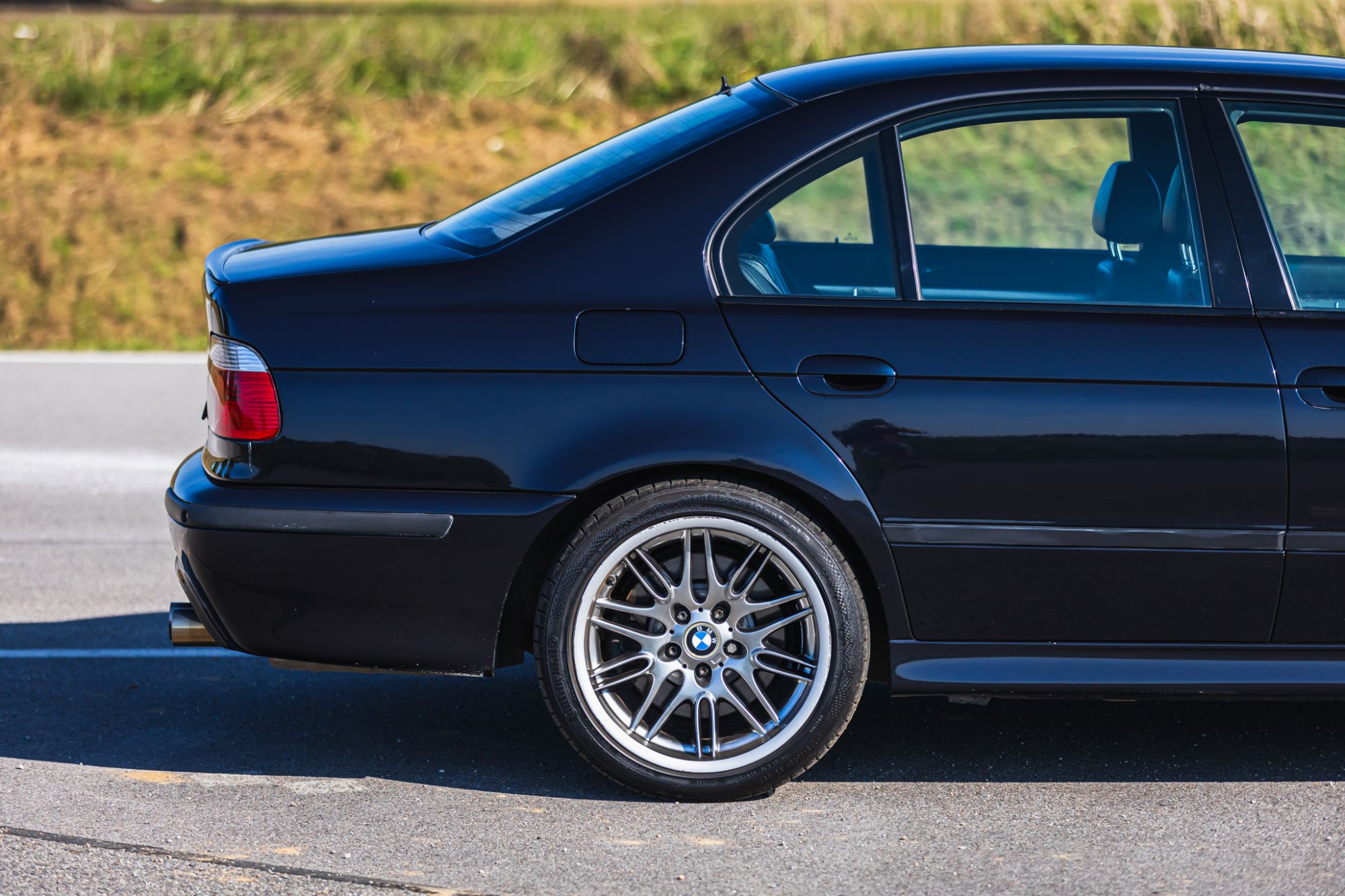 low_BMW M5 E39_10.JPG