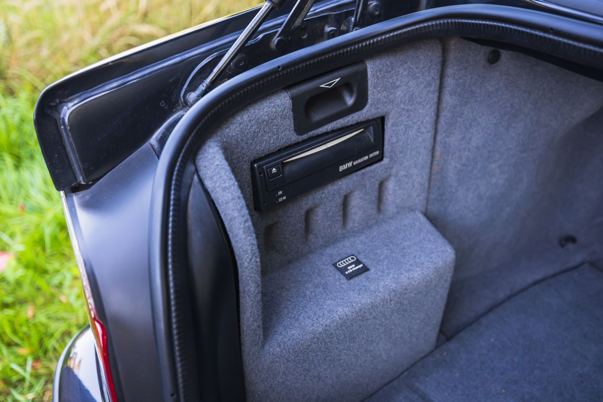 low_BMW M5 E39_35.JPG