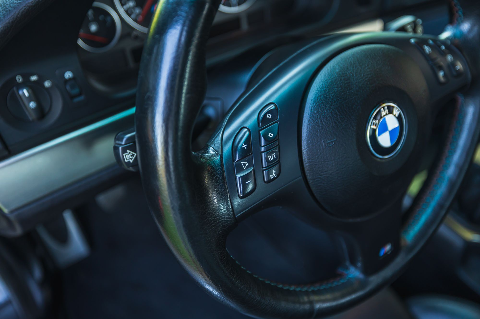 low_BMW M5 E39_44.JPG