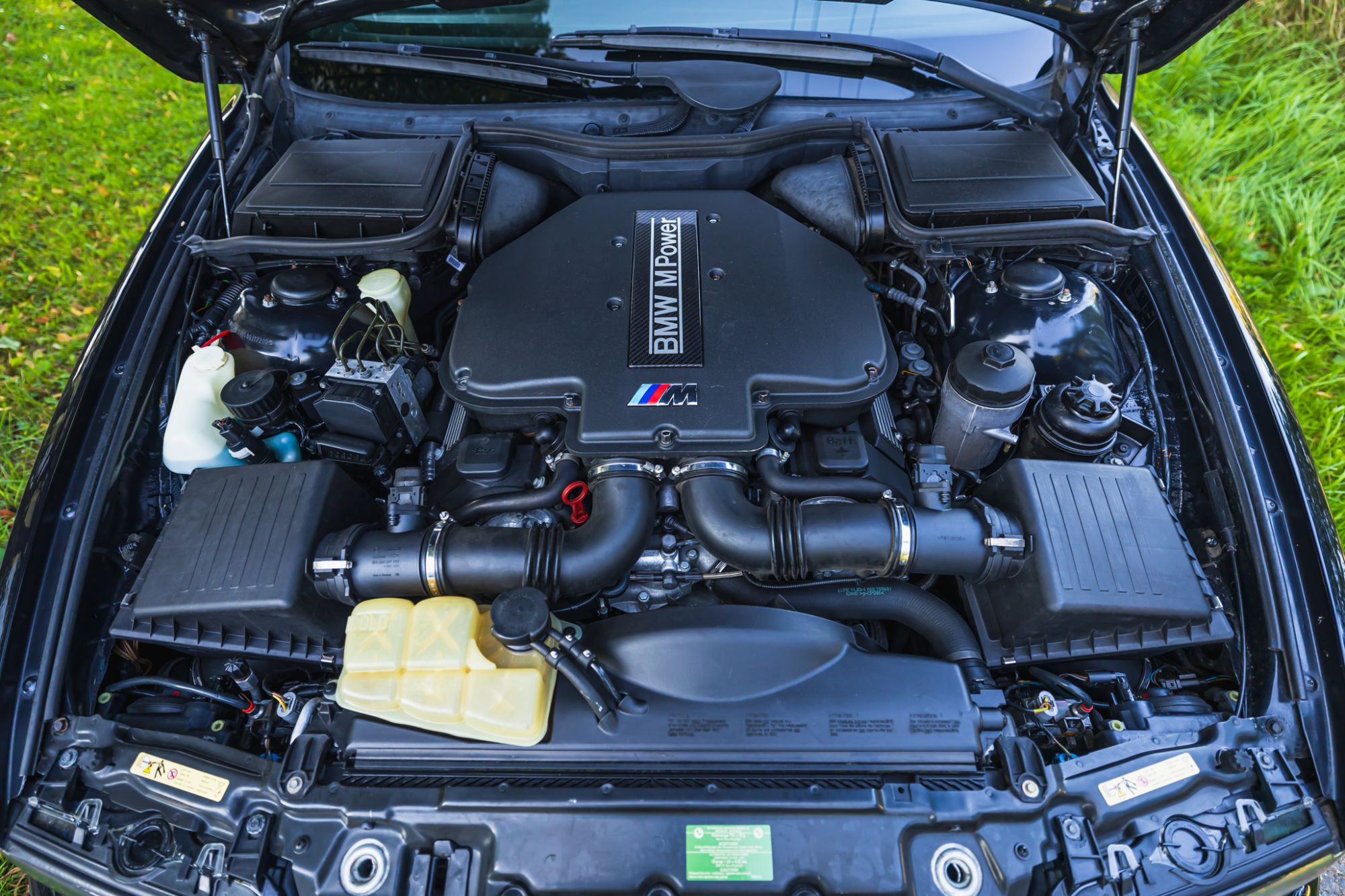 low_BMW M5 E39_60.JPG