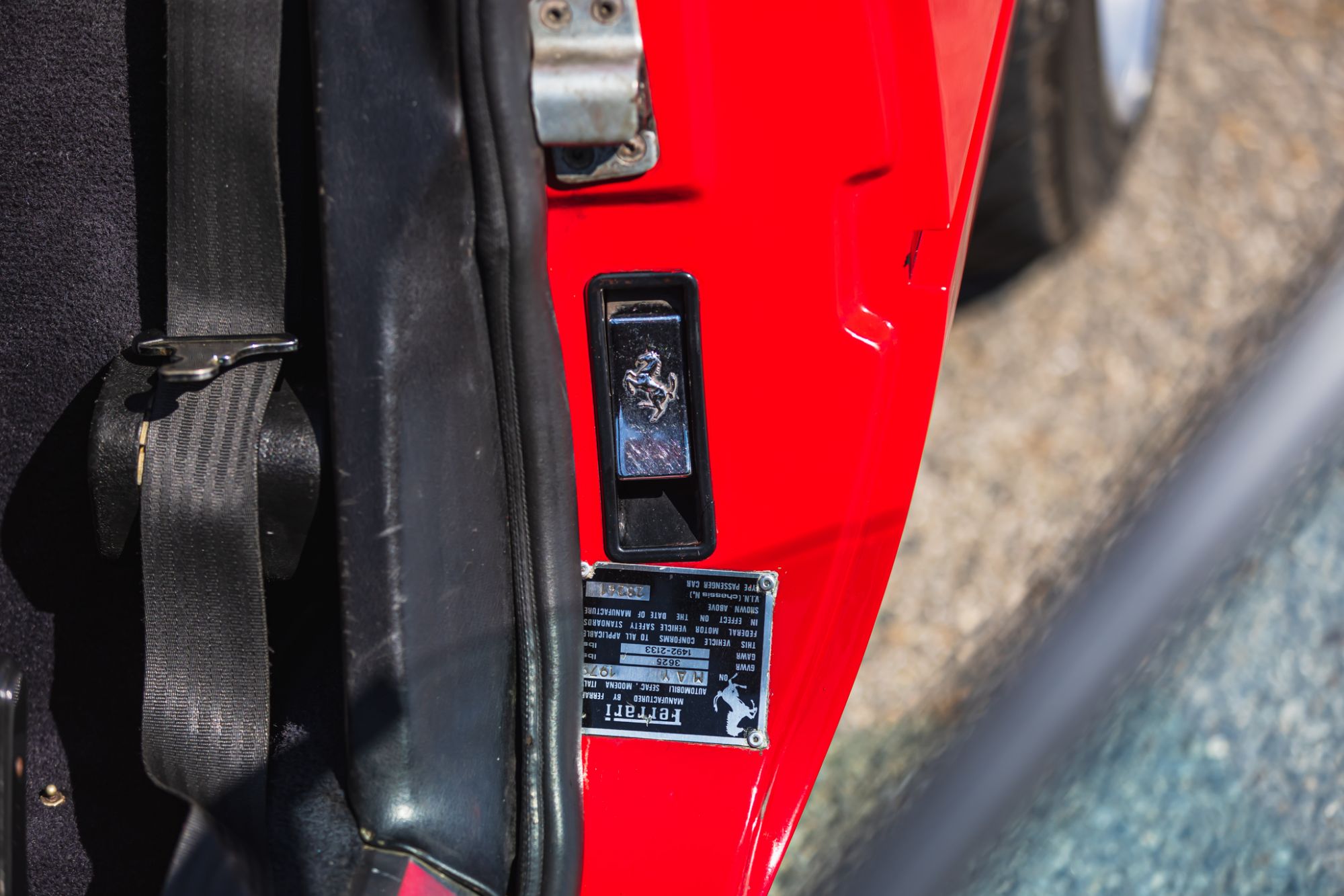 low_Ferrari 208 GTS_21.JPG