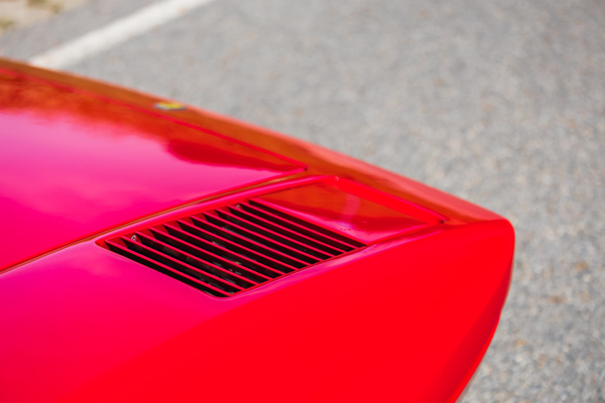 low_Ferrari 208 GTS_25.JPG