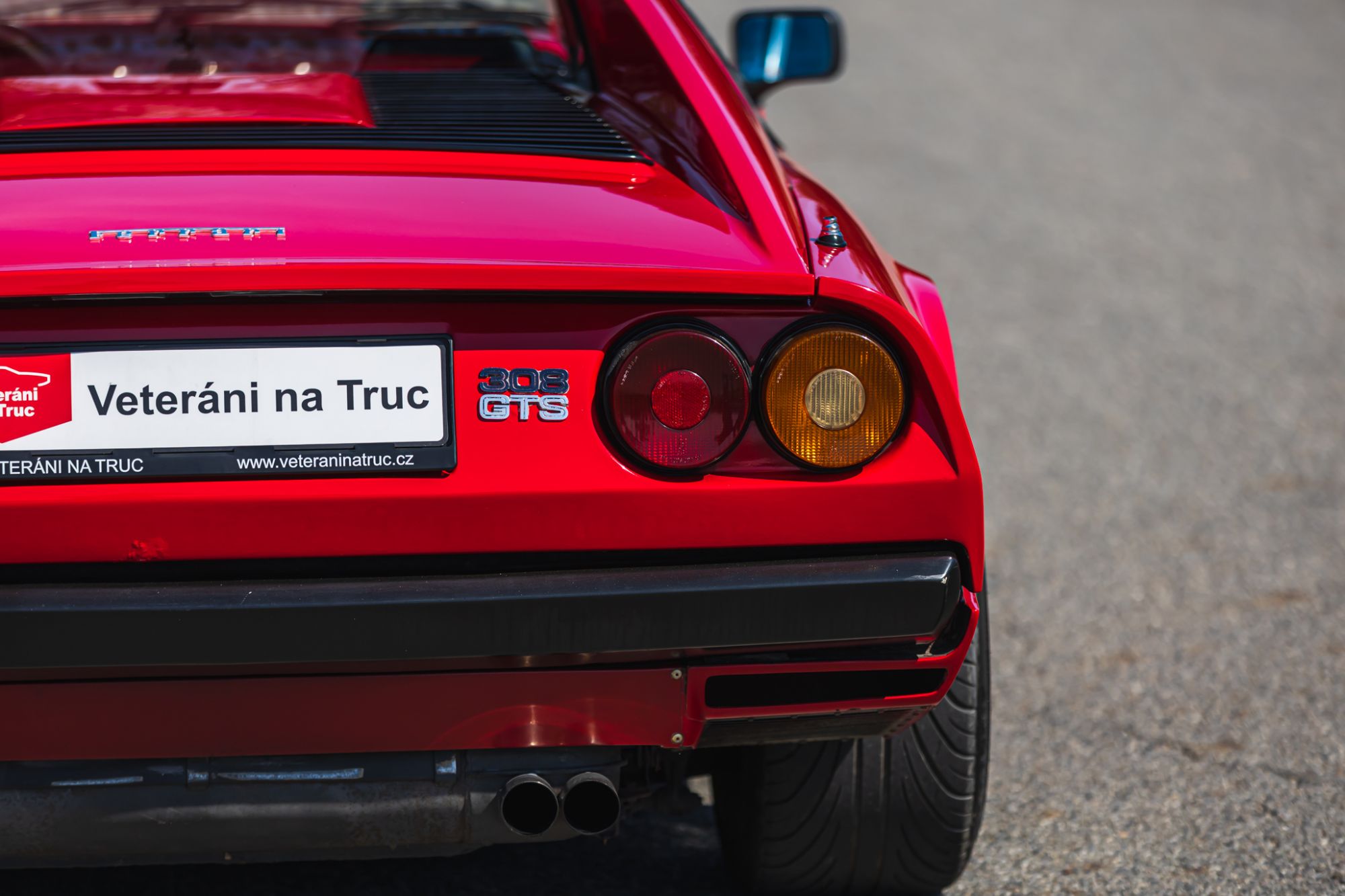 low_Ferrari 208 GTS_37.JPG