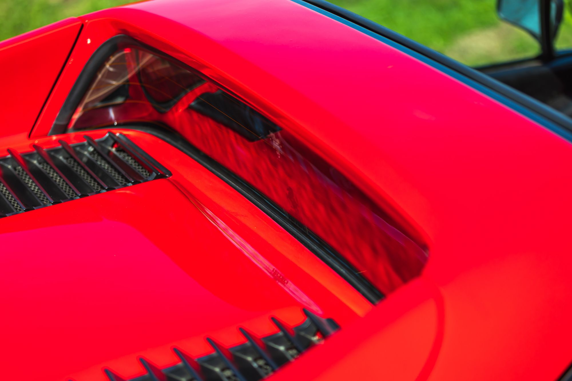 low_Ferrari 208 GTS_42.JPG