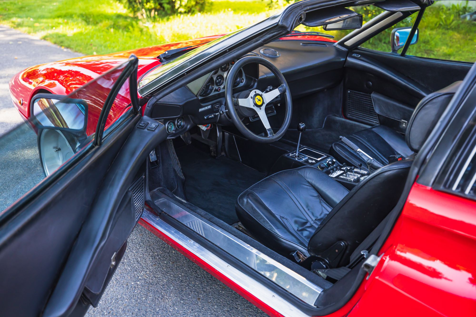 low_Ferrari 208 GTS_54.JPG