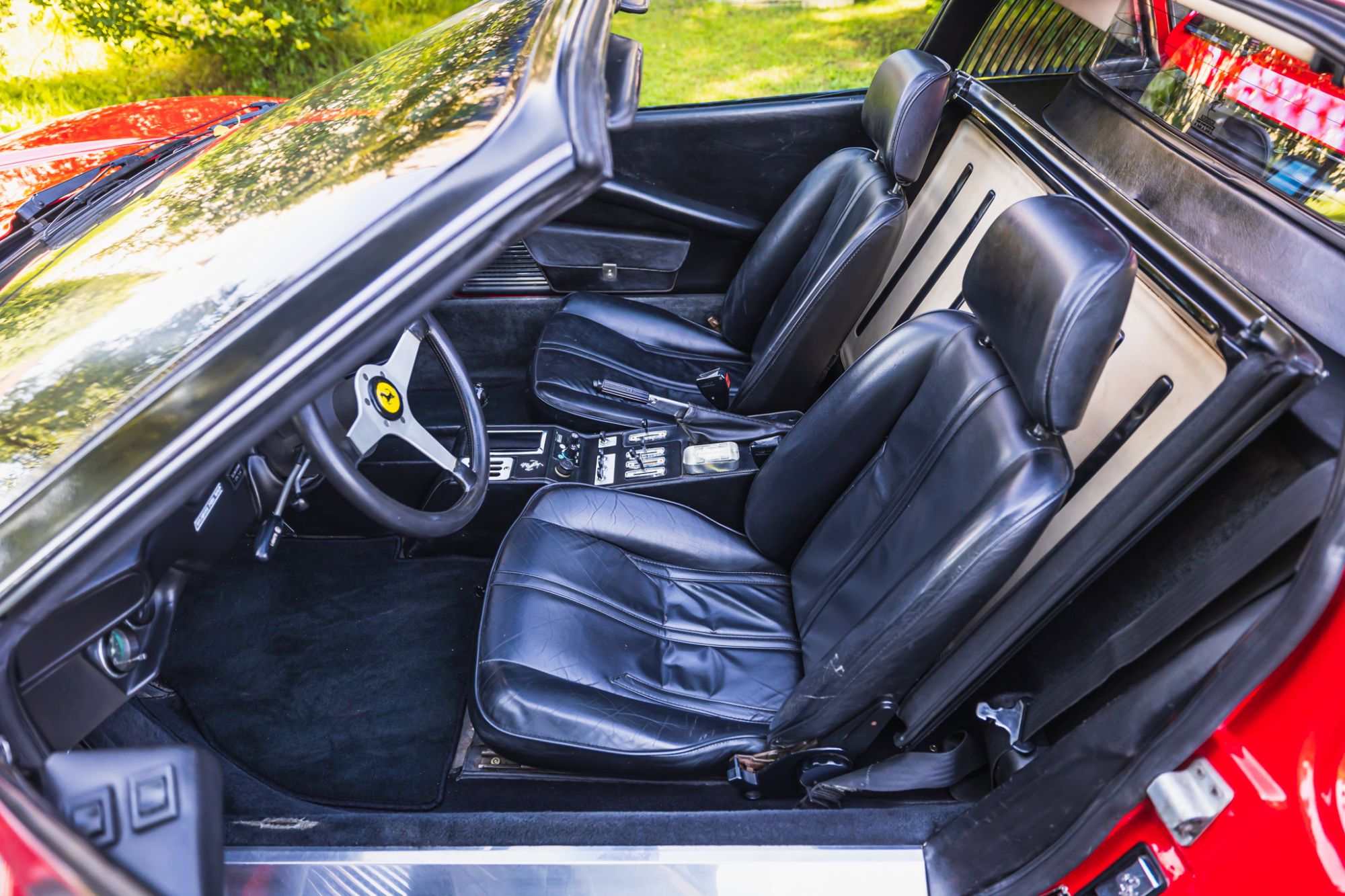 low_Ferrari 208 GTS_57.JPG