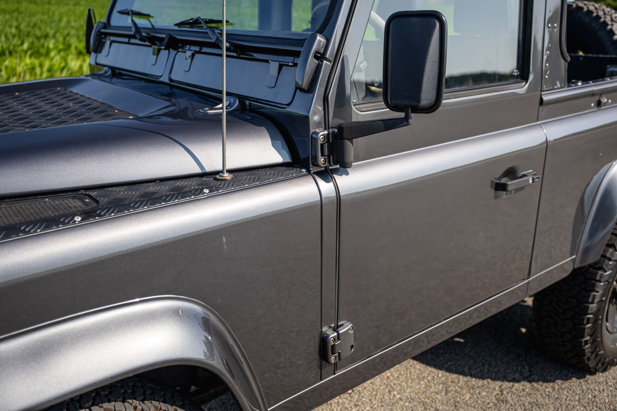 LOW Land Rover 90_17.JPG